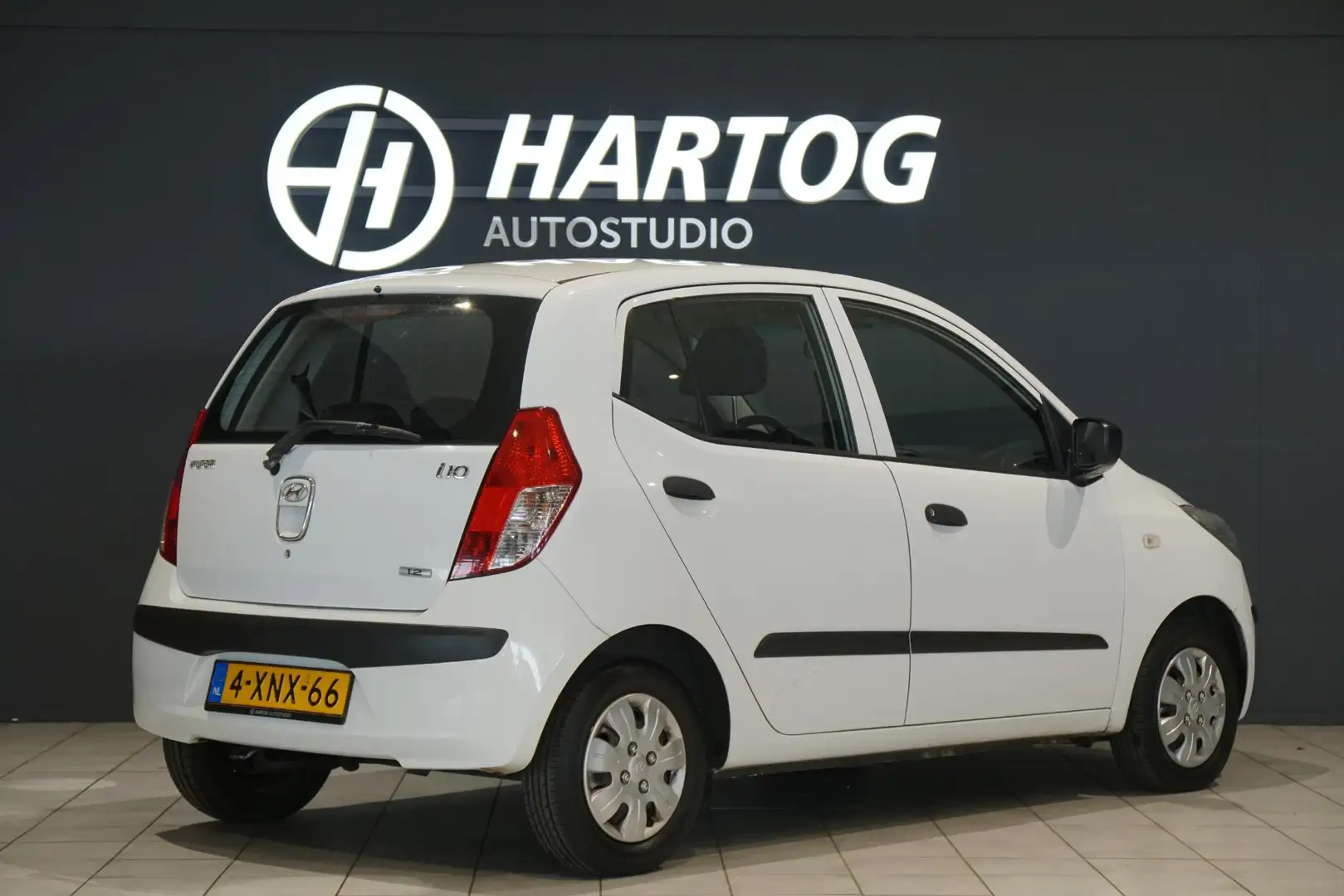 Hyundai i10 1.25i Pure Blanc - 2
