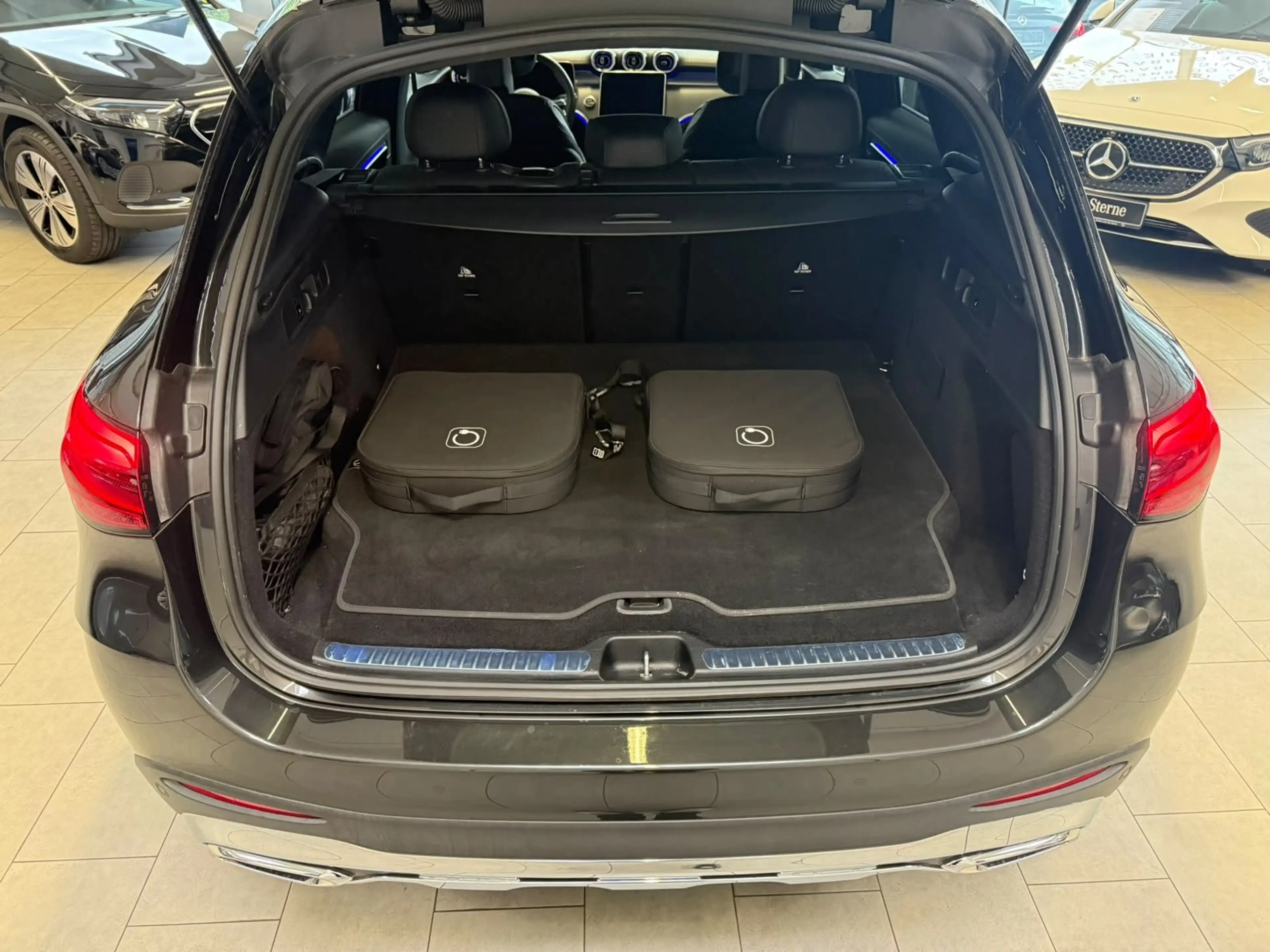 Mercedes-Benz GLC 300 de 4M AMG+DISTR+AHK+MEMORY+360°+DIGITAL — photo 5