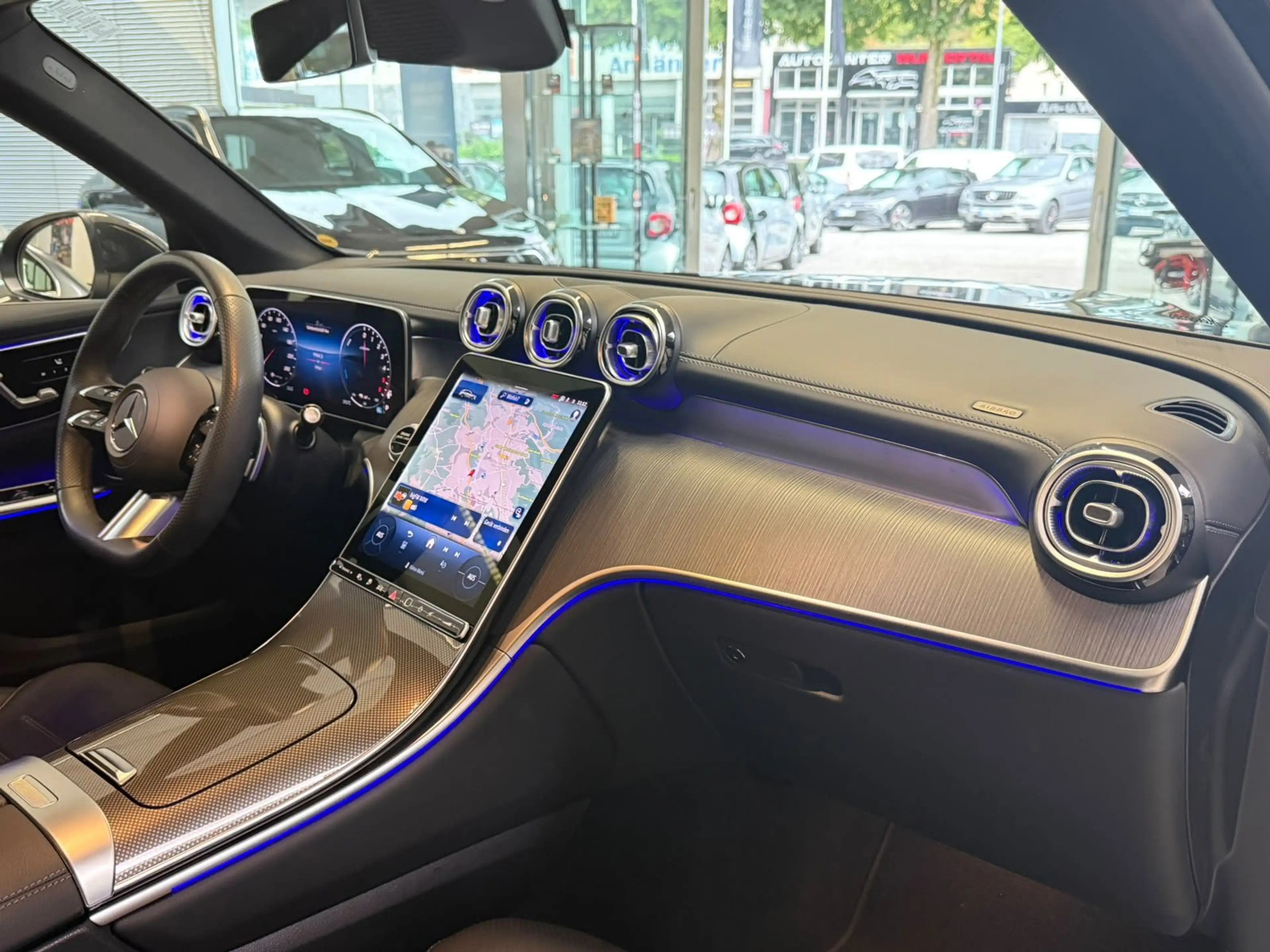 Mercedes-Benz GLC 300 de 4M AMG+DISTR+AHK+MEMORY+360°+DIGITAL — photo 12