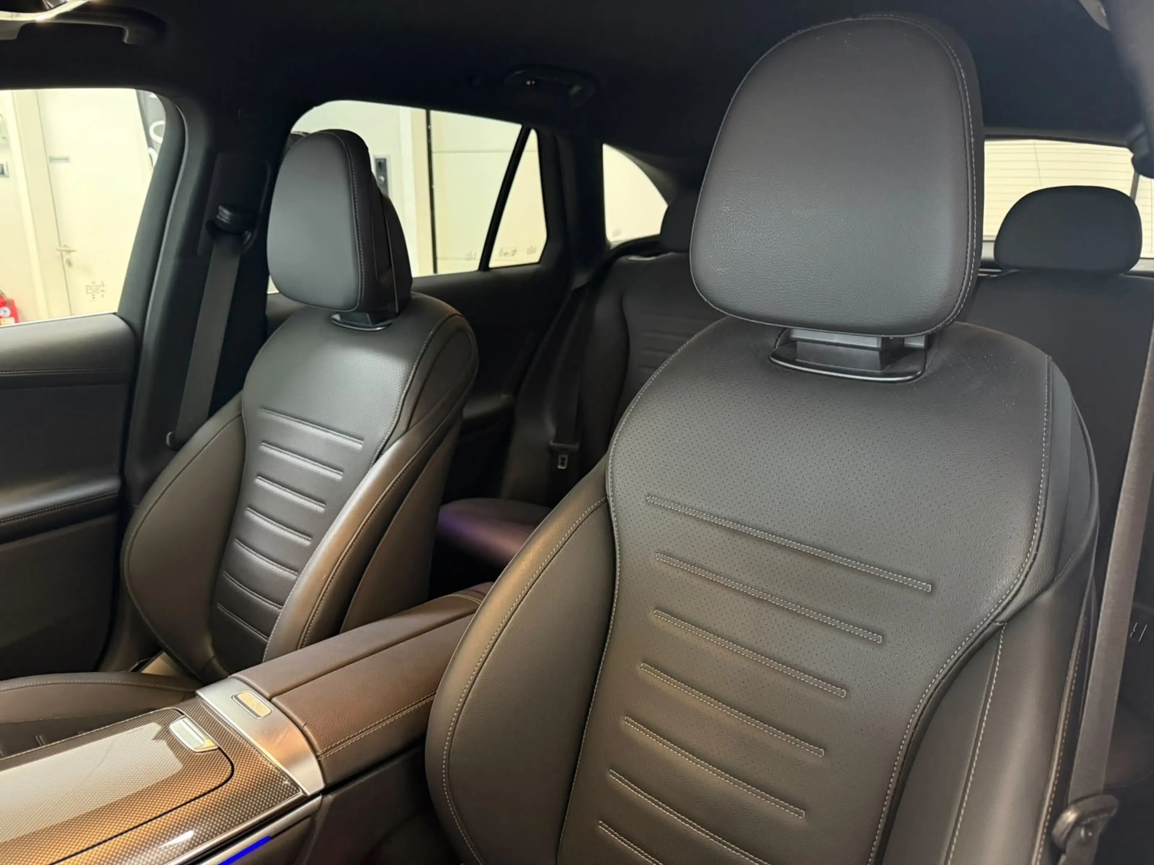 Mercedes-Benz GLC 300 de 4M AMG+DISTR+AHK+MEMORY+360°+DIGITAL — photo 13