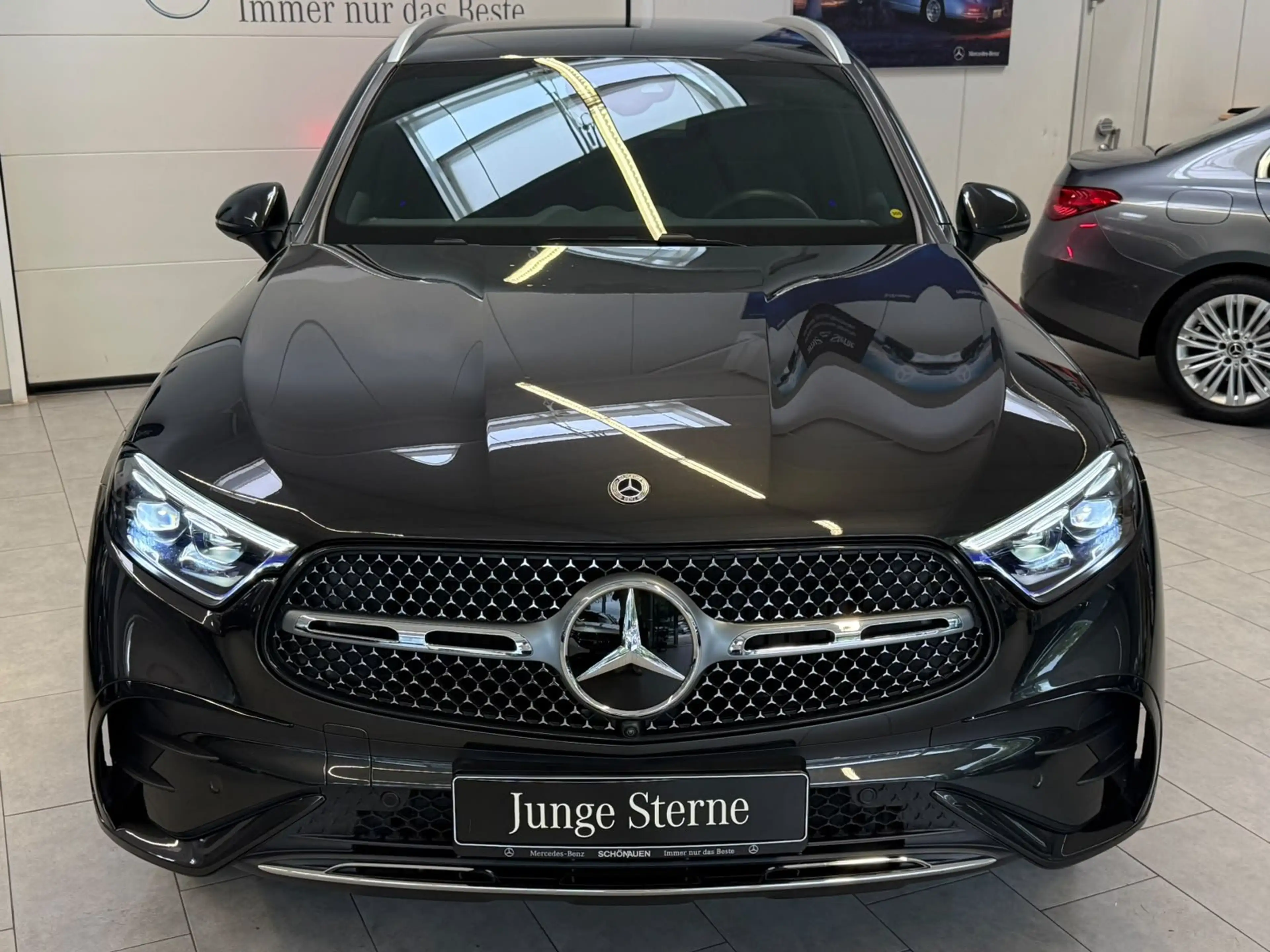 Mercedes-Benz GLC 300 de 4M AMG+DISTR+AHK+MEMORY+360°+DIGITAL — photo 2