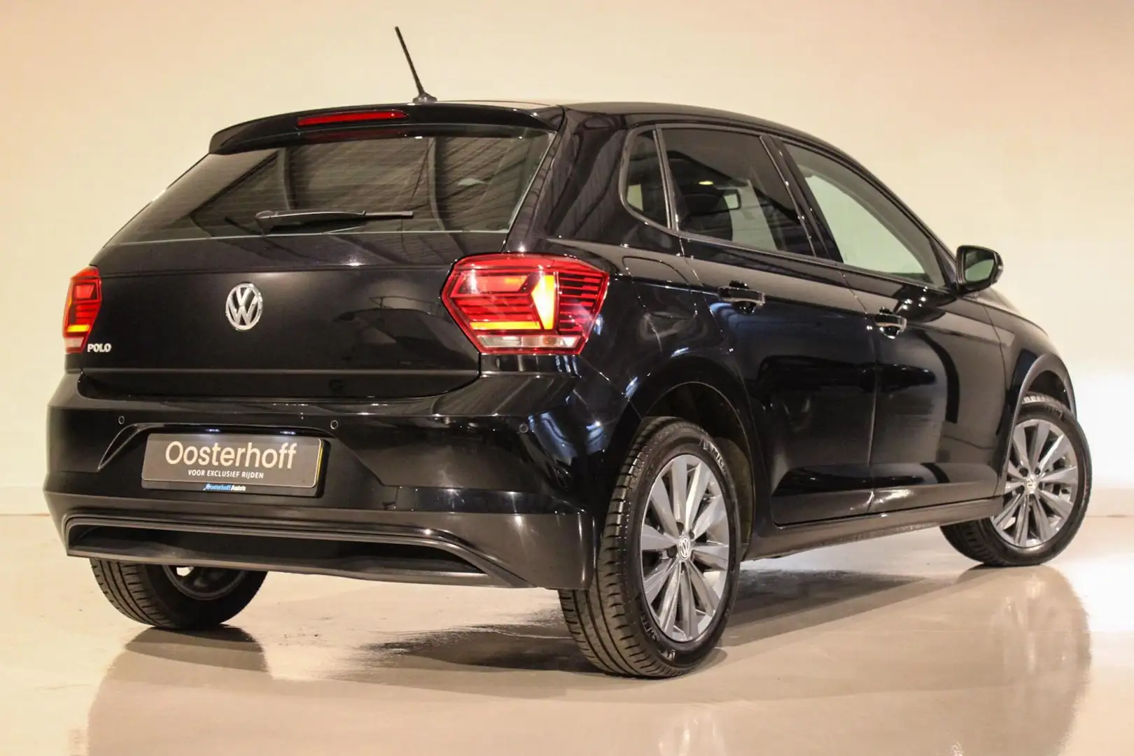 Volkswagen Polo 1.0 TSI Comfortline Business Negro - 2