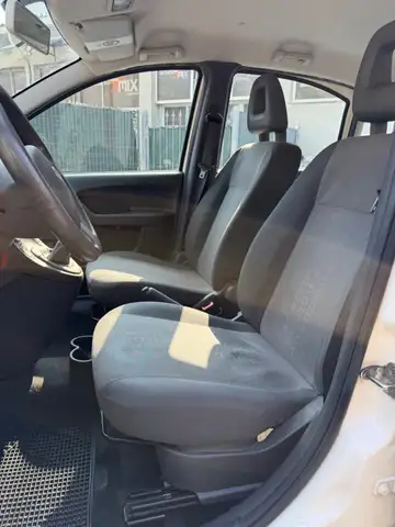 Fiat Panda view 5