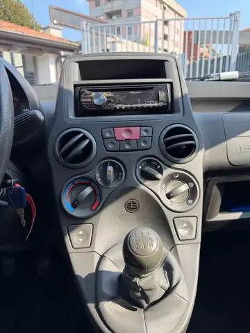 Fiat Panda view 8