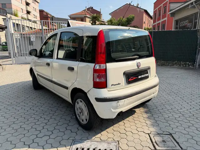 Fiat Panda view 4