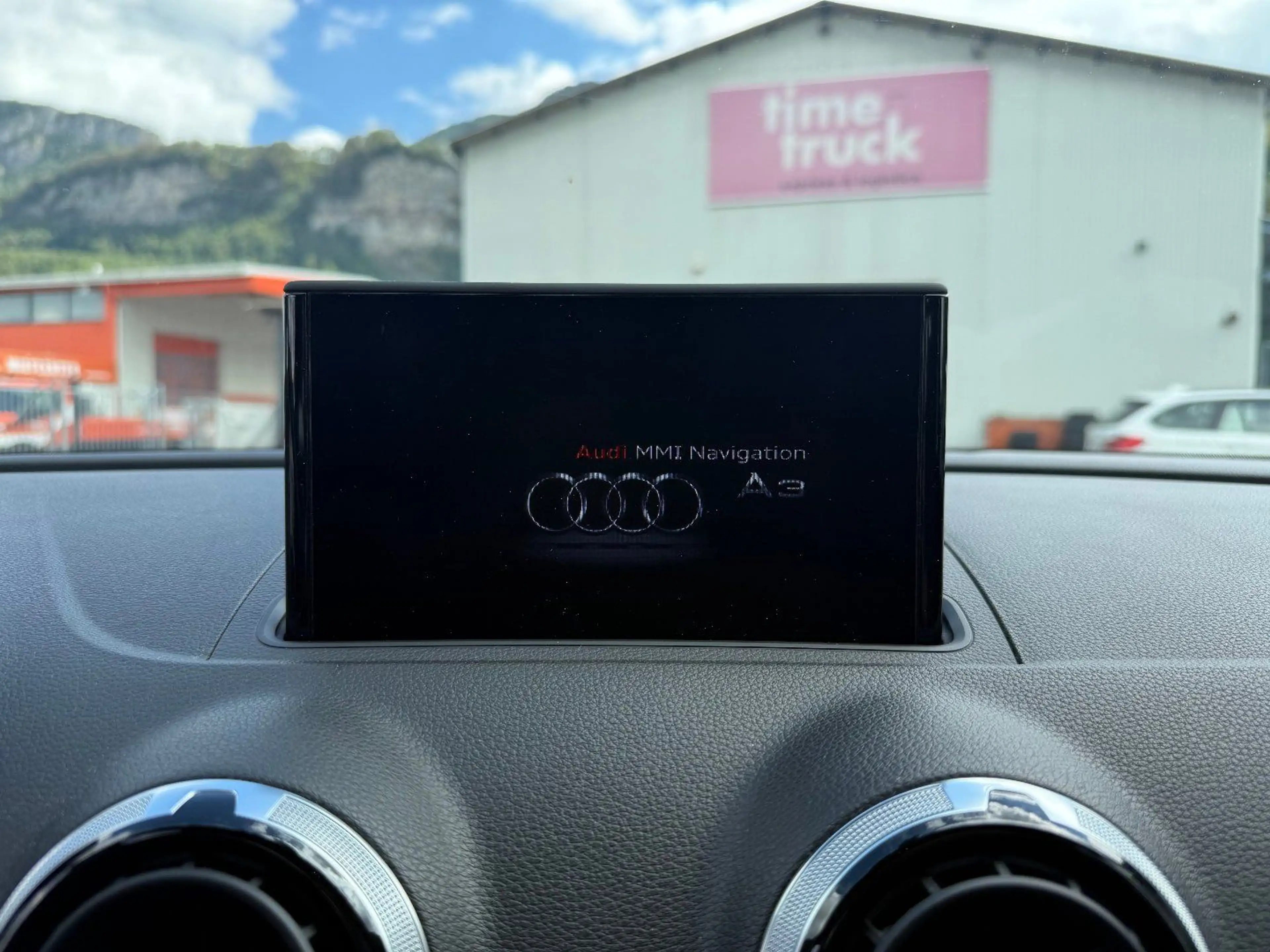 Audi A3 Limousine 1.4 TFSI ultra S line Sportpaket — photo 14
