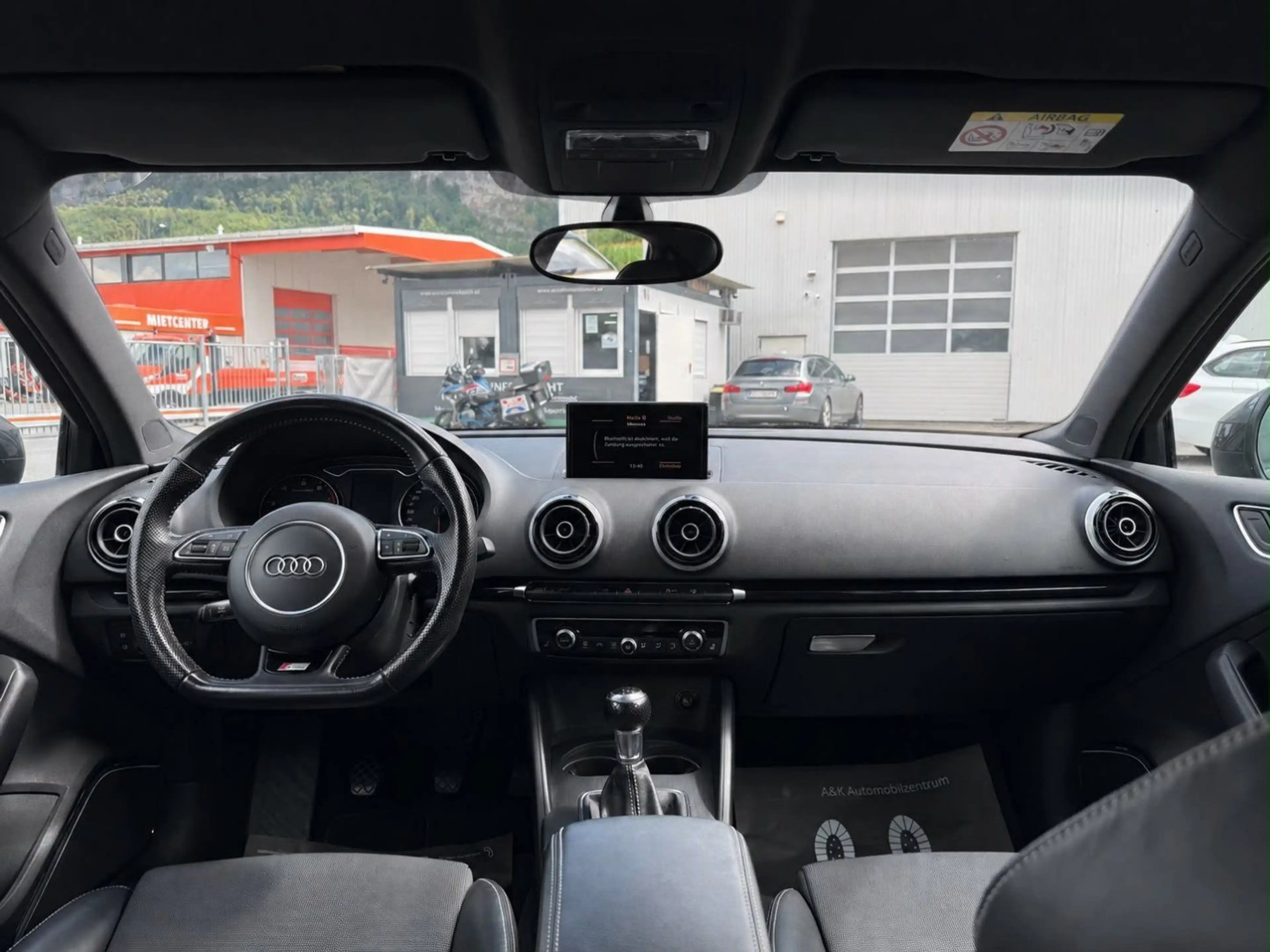 Audi A3 Limousine 1.4 TFSI ultra S line Sportpaket — photo 11