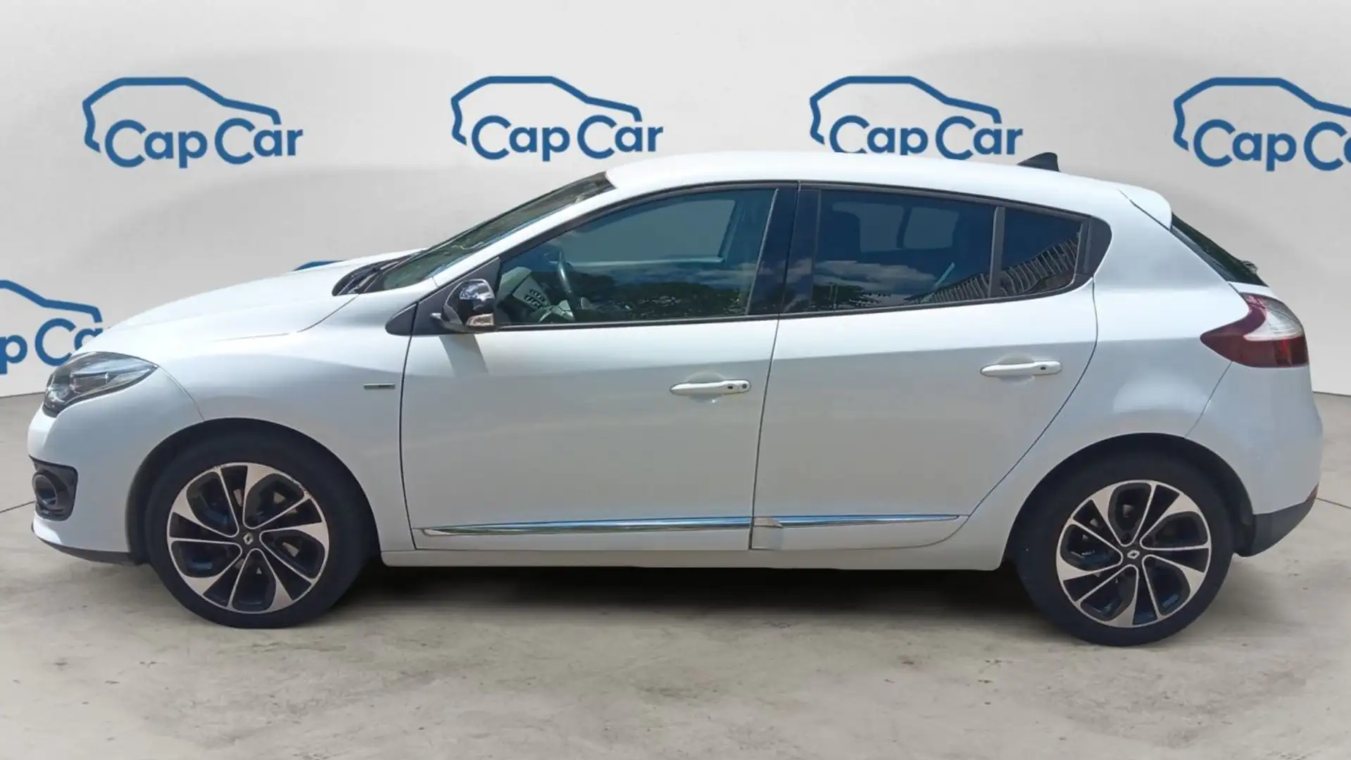 Renault Megane III 1.2 TCe 130 Bose Blanc - 2