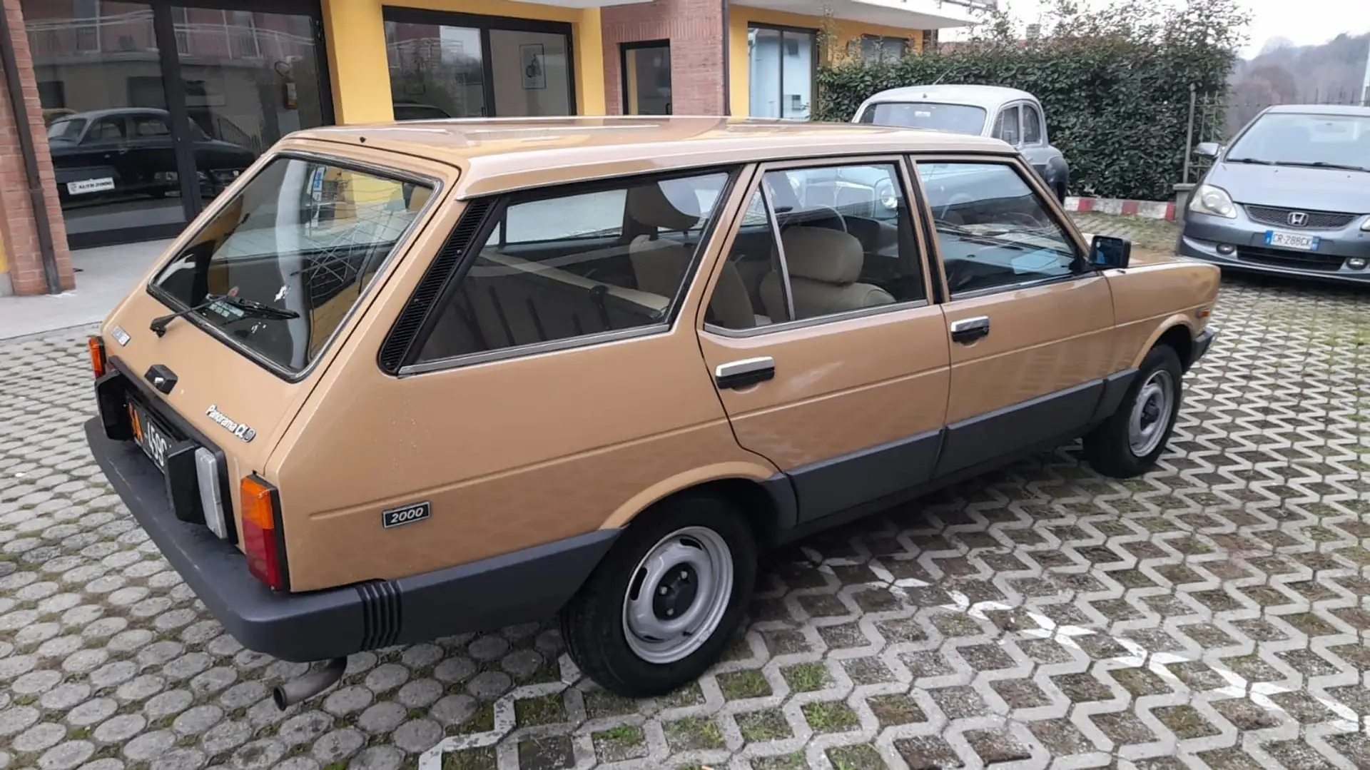 Fiat 131 Panorama 2.0d CL A.S.I. CRS Brun - 2