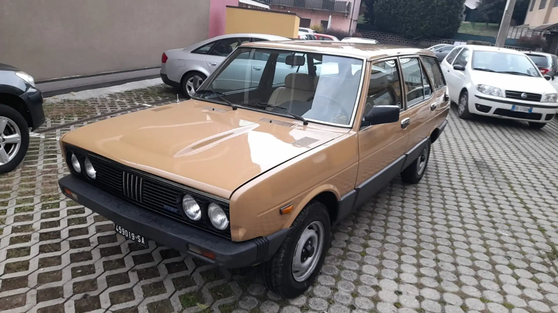 Fiat 131 Panorama 2.0d CL A.S.I. CRS Brun - 1
