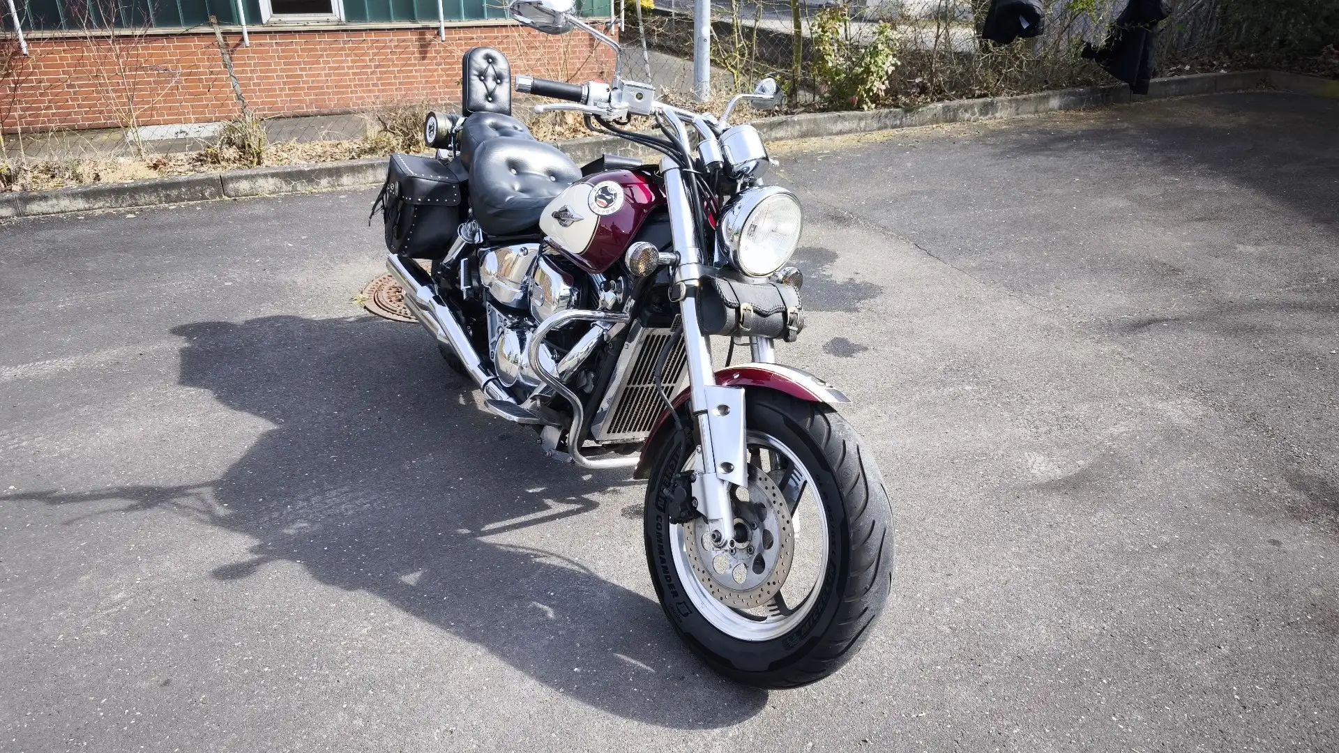 Suzuki VZ 800 Marauder Rouge - 2