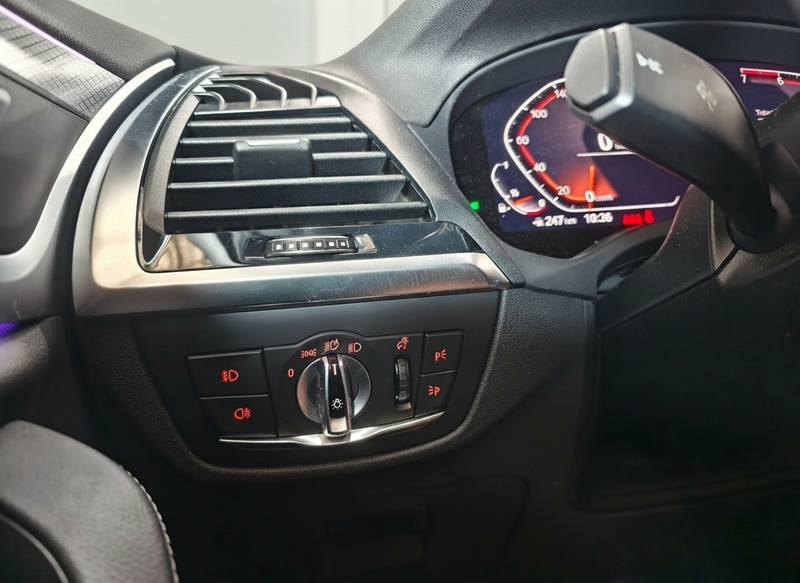 BMW X4 XDrive20i High Executive, Clima, Cruise, Camera, L — photo 13
