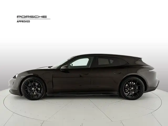 Porsche Taycan view 2