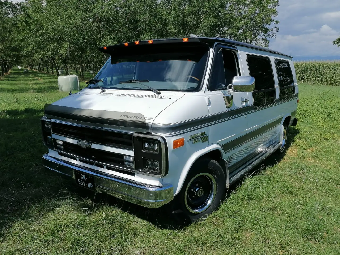 Chevrolet Chevy Van G20 V8 5,0l 305 Ci STARCRAFT Blanco - 1