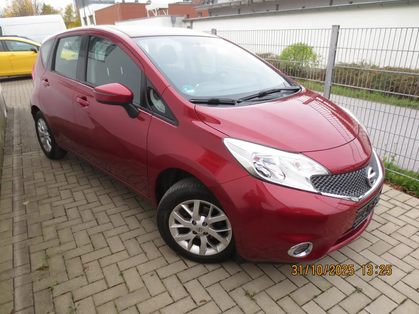 Nissan Note Acenta Rot - 2