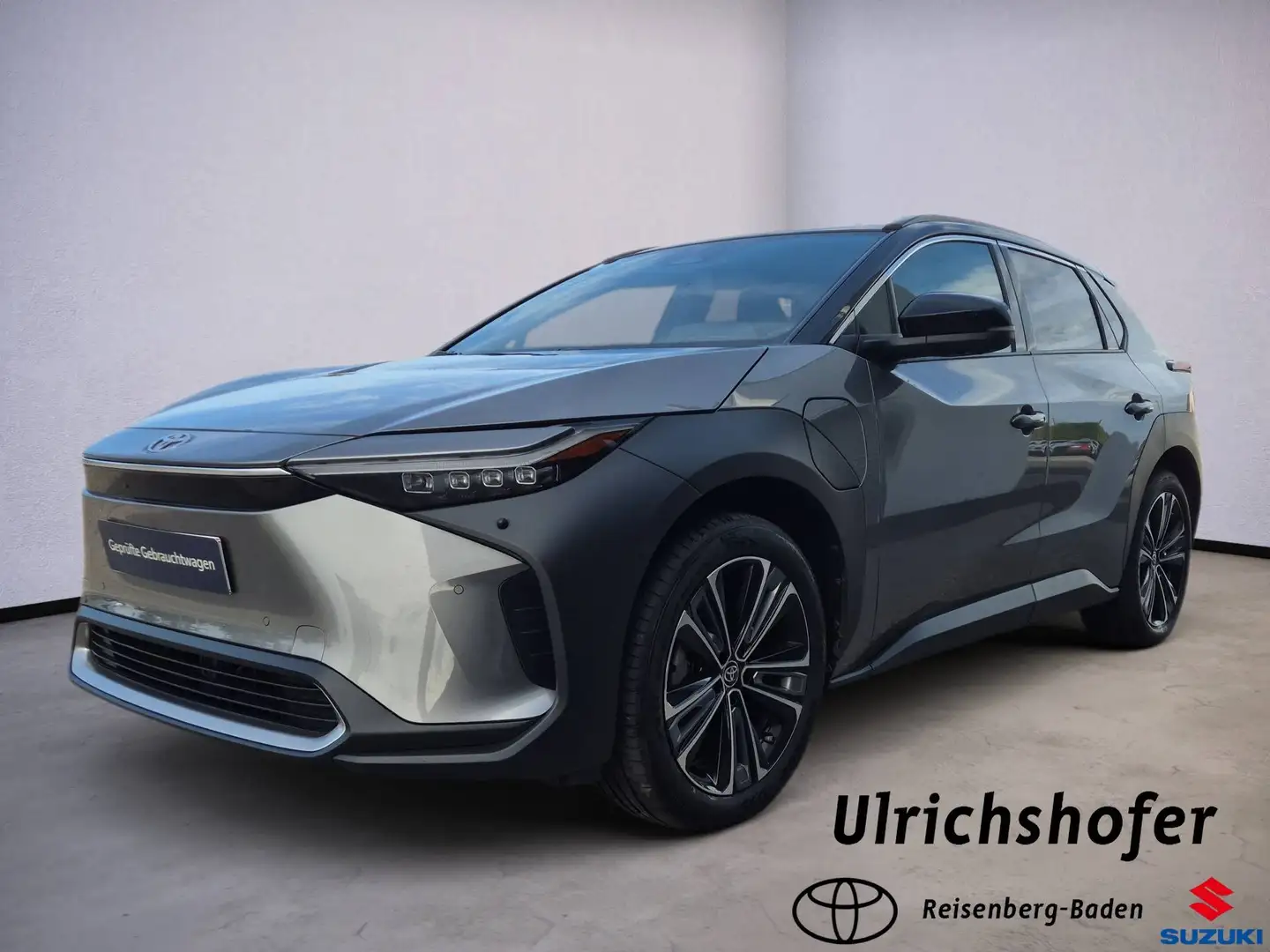 Toyota bZ4X Allrad Executive mit Stylepaket 71,4kWh Grau - 1