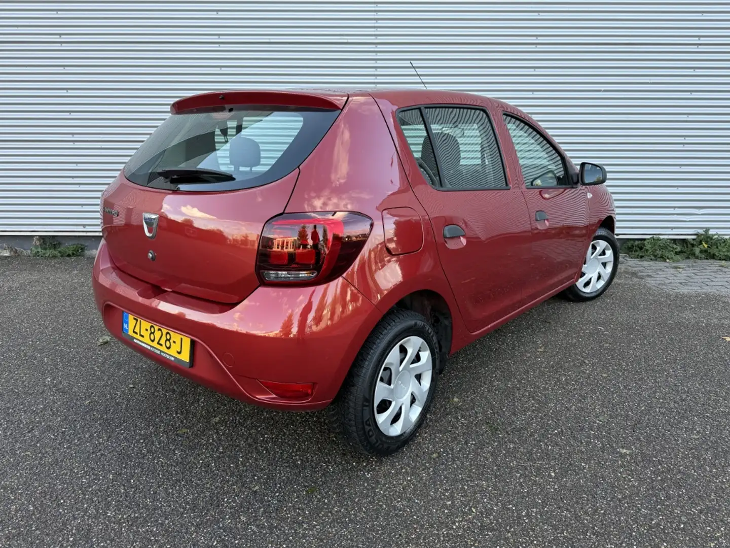 Dacia Sandero 0.9 TCe Laureate Airco Lage KM stand nette auto! Rouge - 2