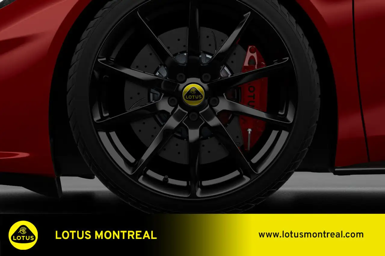 Lotus Emira снимка Lotus Emira