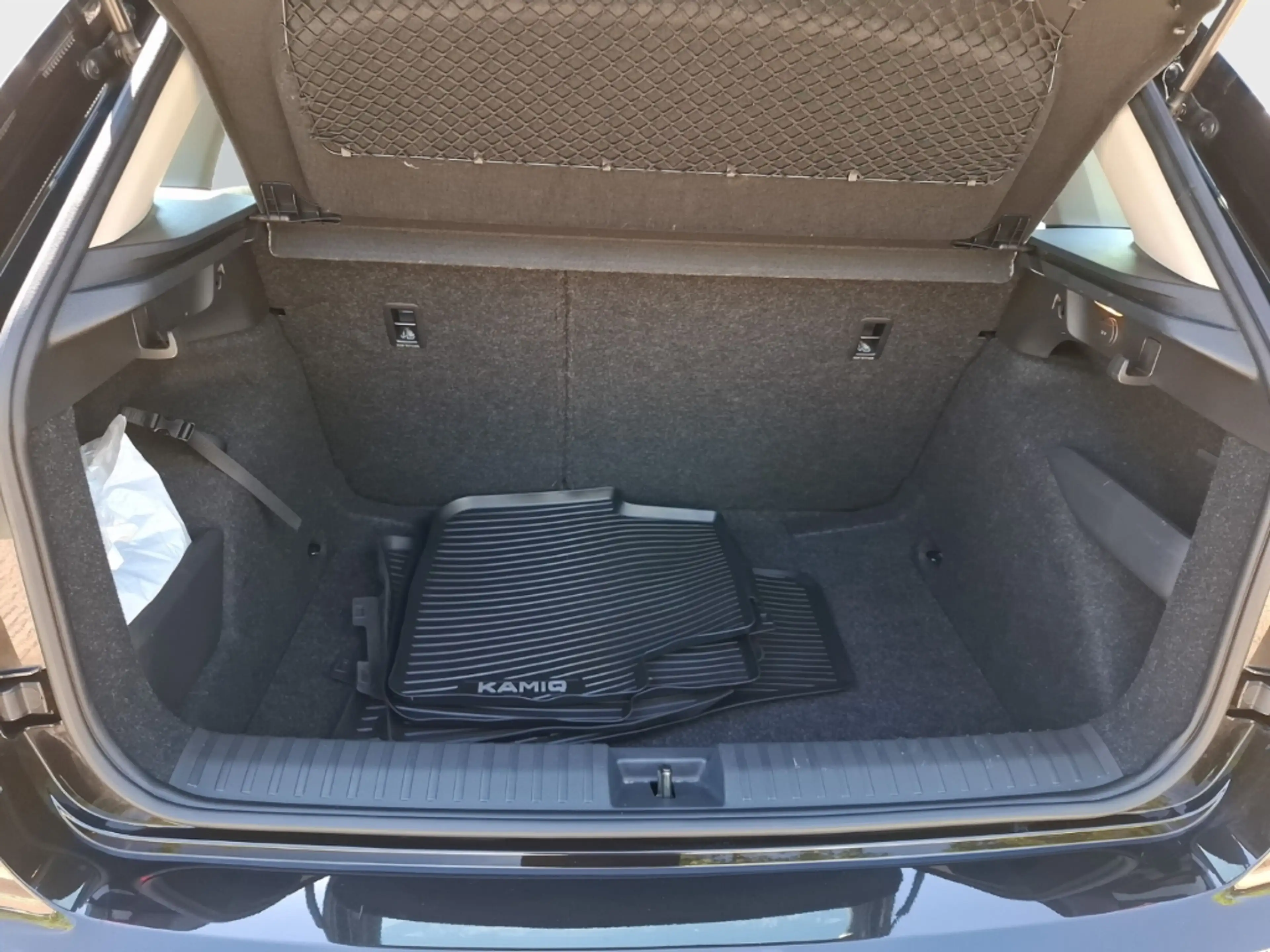 Skoda Kamiq Essence 1.0 TSI *Sitzheizung*Apple CarPlay*Android — photo 11