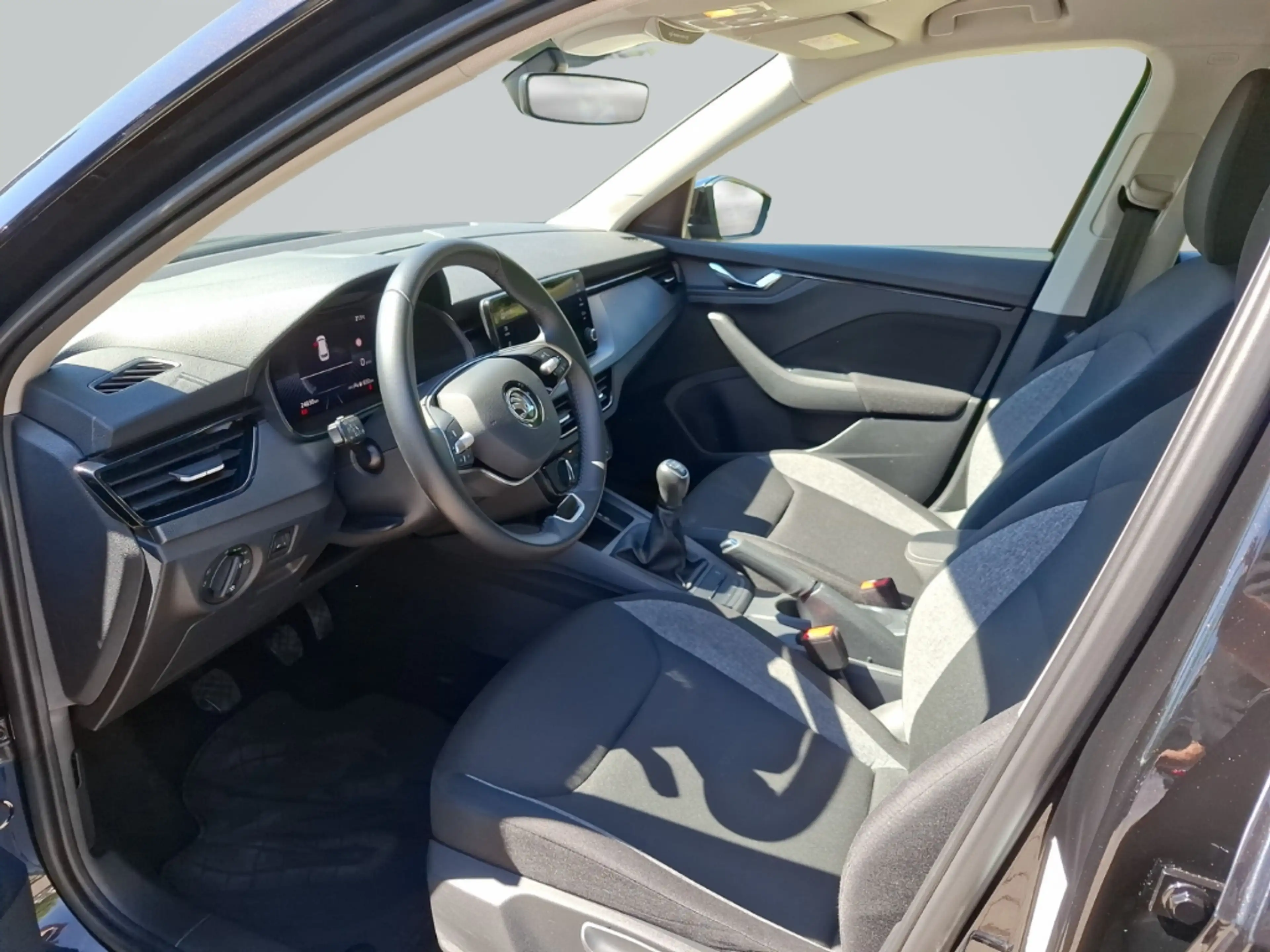 Skoda Kamiq Essence 1.0 TSI *Sitzheizung*Apple CarPlay*Android — photo 13