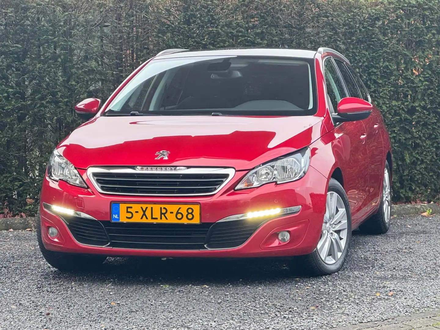 Peugeot 308 SW 1.2 e-THP | AUTOMAAT | TREKHAAK | RIJKLAAR! Rot - 2