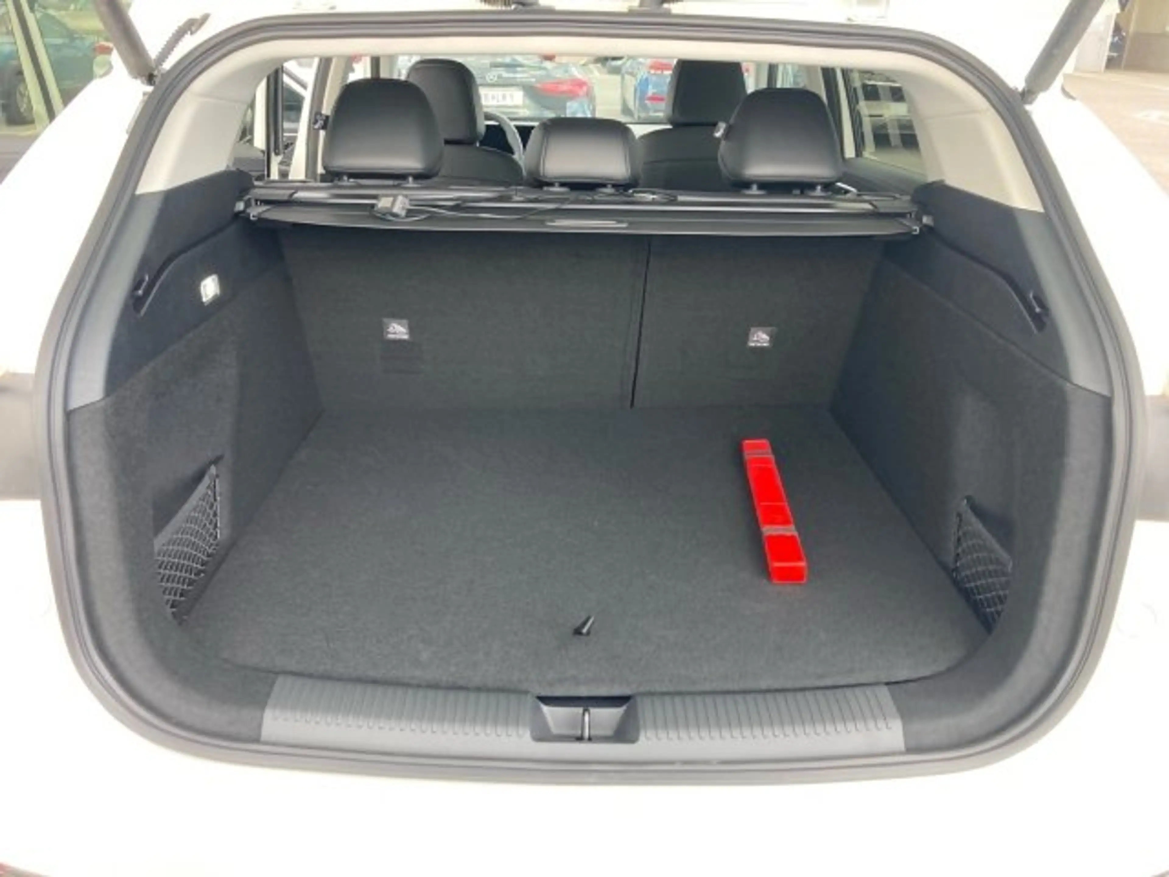MG HS HEV Luxury Lenkradhzg. 25.5 Österreich Paket — photo 13