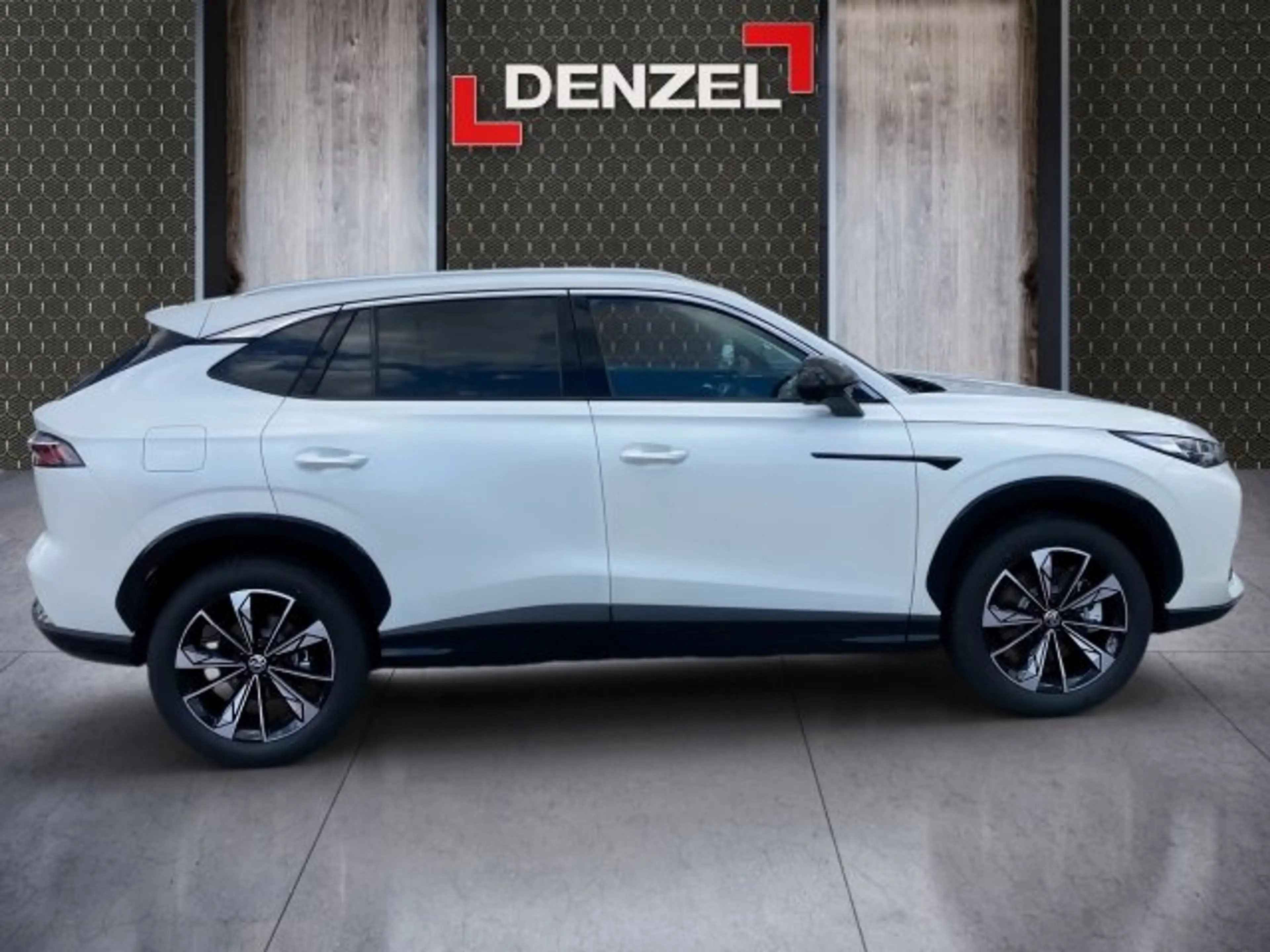 MG HS HEV Luxury Lenkradhzg. 25.5 Österreich Paket — photo 5