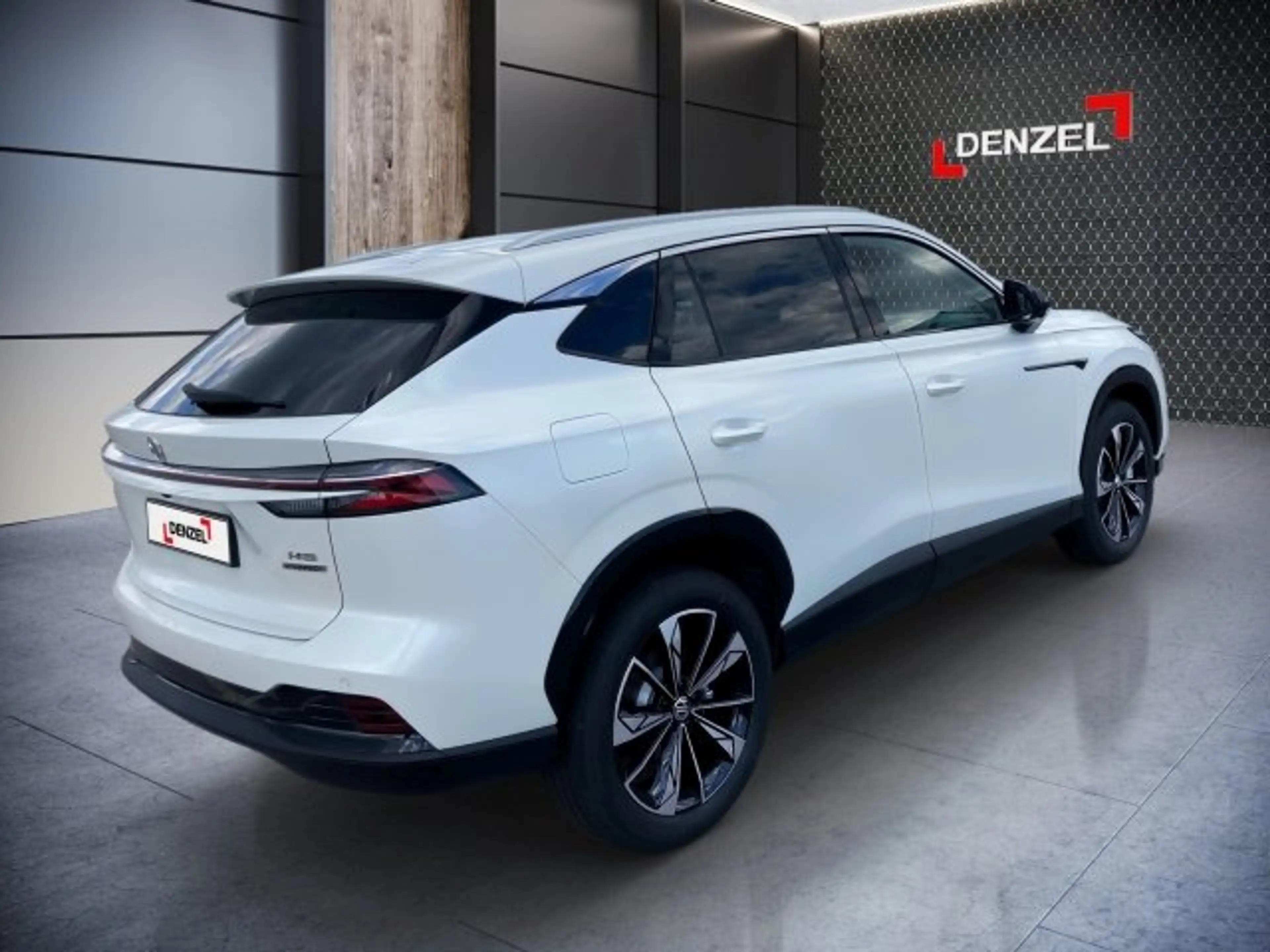 MG HS HEV Luxury Lenkradhzg. 25.5 Österreich Paket — photo 4