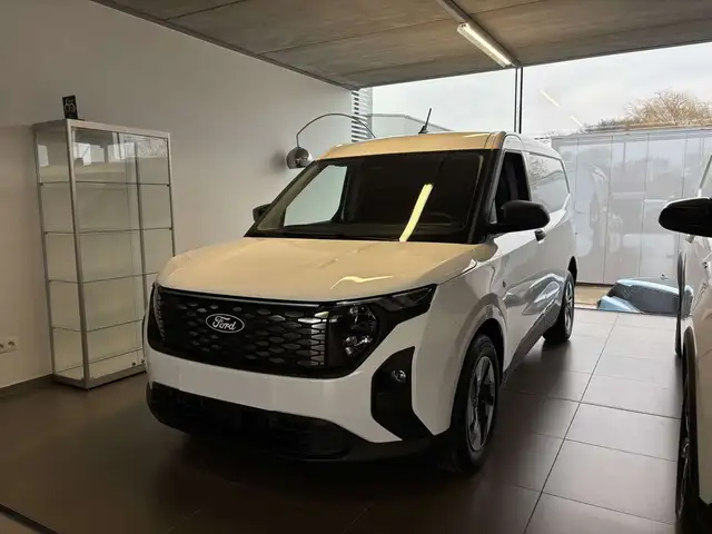 Ford Transit Courier BEV 43 kWh Trend / Stockactie