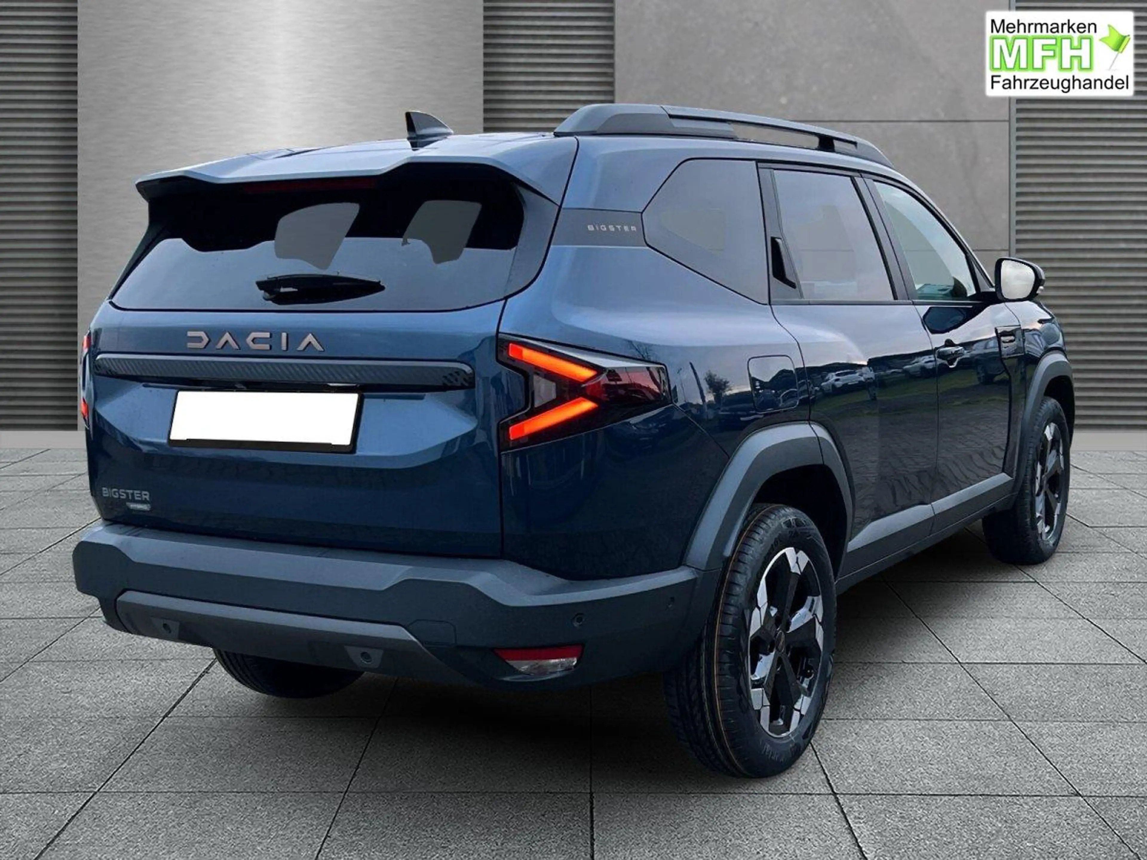 Dacia Bigster Extreme el.Heckklappe+SHZ+RFK Hybrid 155 116 kW... — photo 2