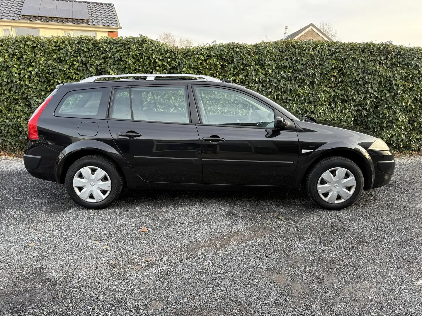 Renault Megane Grand Tour 1.6-16V Business Line | Panoramadak | A Schwarz - 2