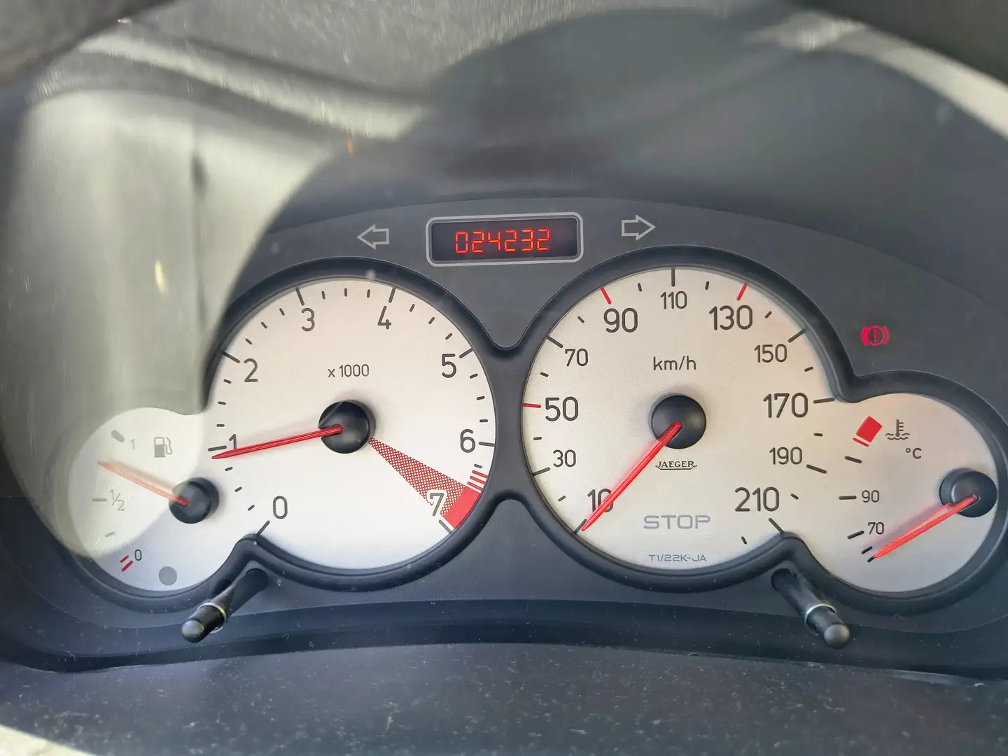Peugeot 206 206 3p 1.4 XT c/abs - 2