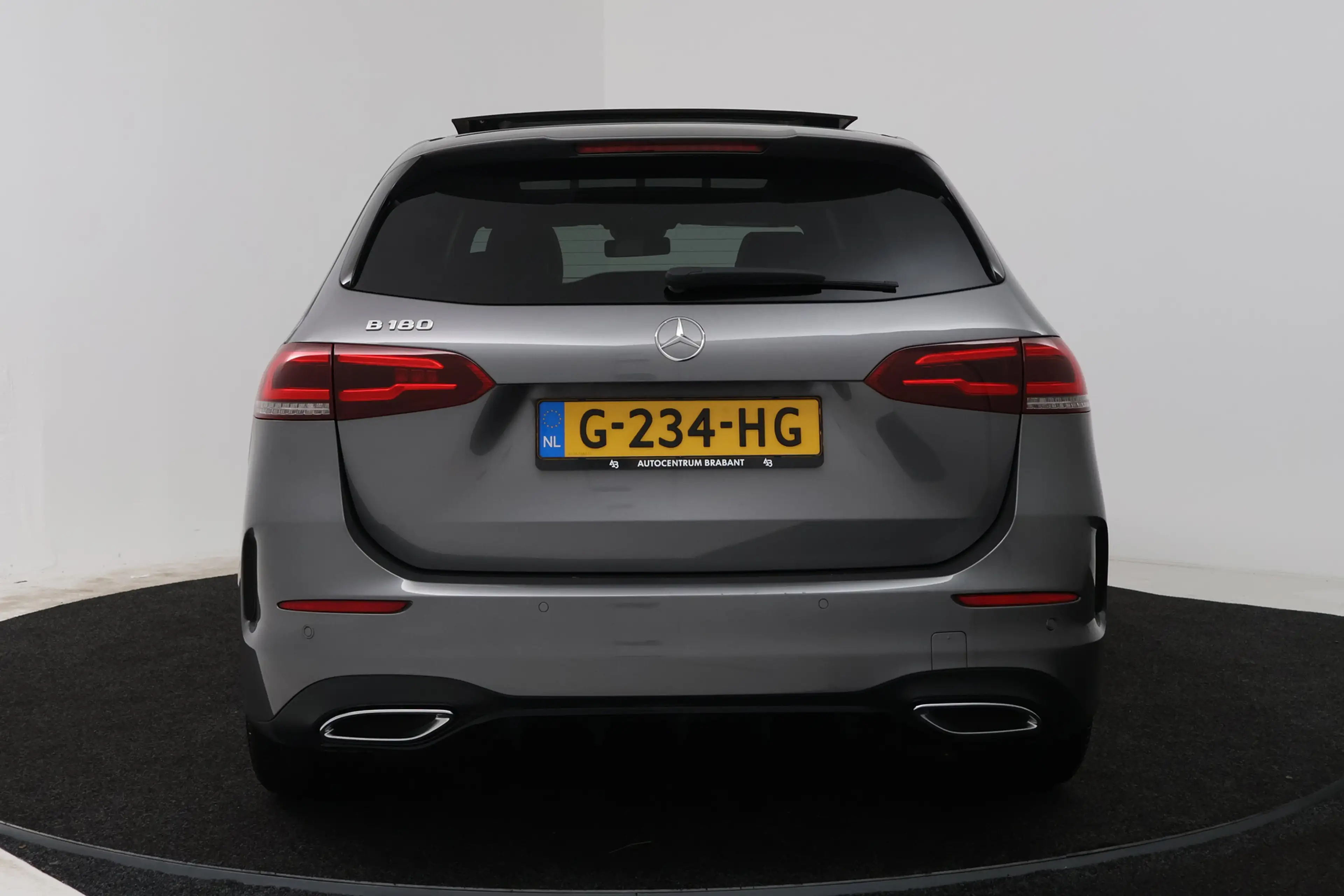Mercedes-Benz B 180 Business Solution AMG (PANORAMADAK, STOELVERWARMIN — photo 9