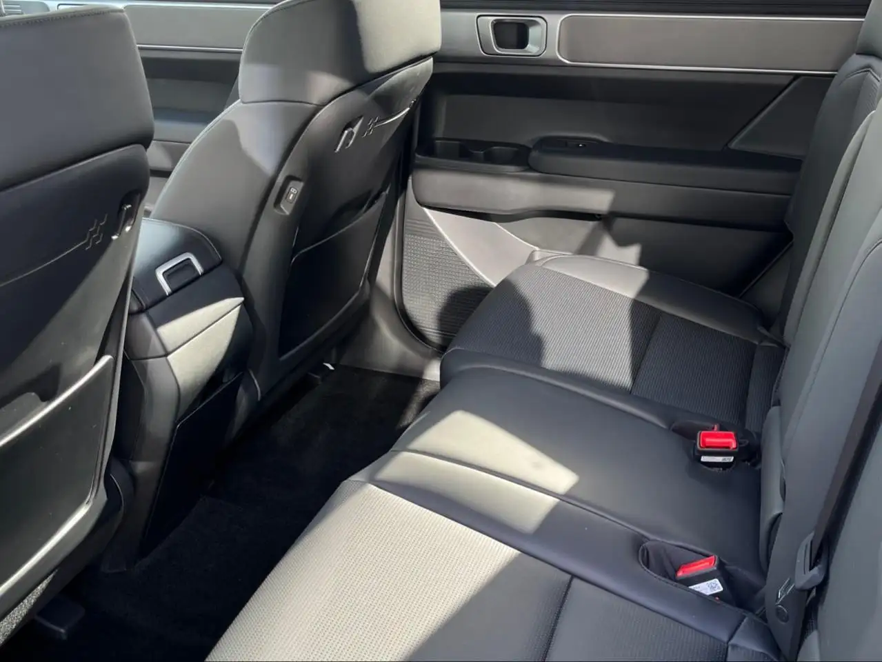 Hyundai SANTA FE снимка Hyundai SANTA FE