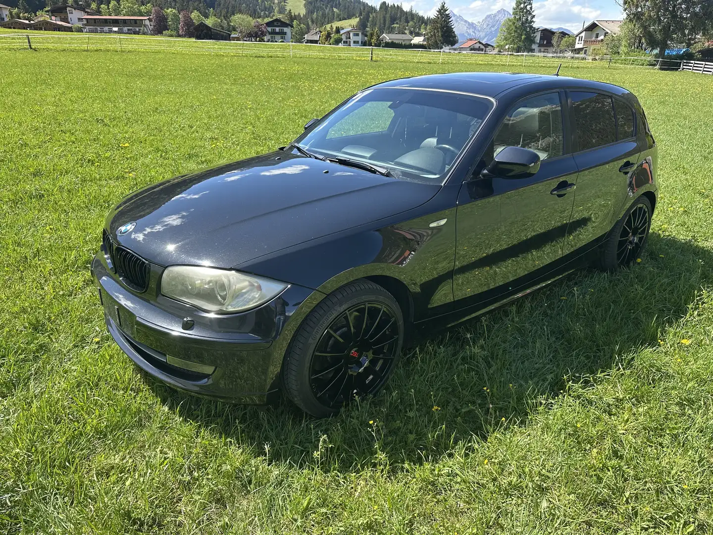 BMW 123 123d Österreich-Paket Österreich-Paket Schwarz - 1