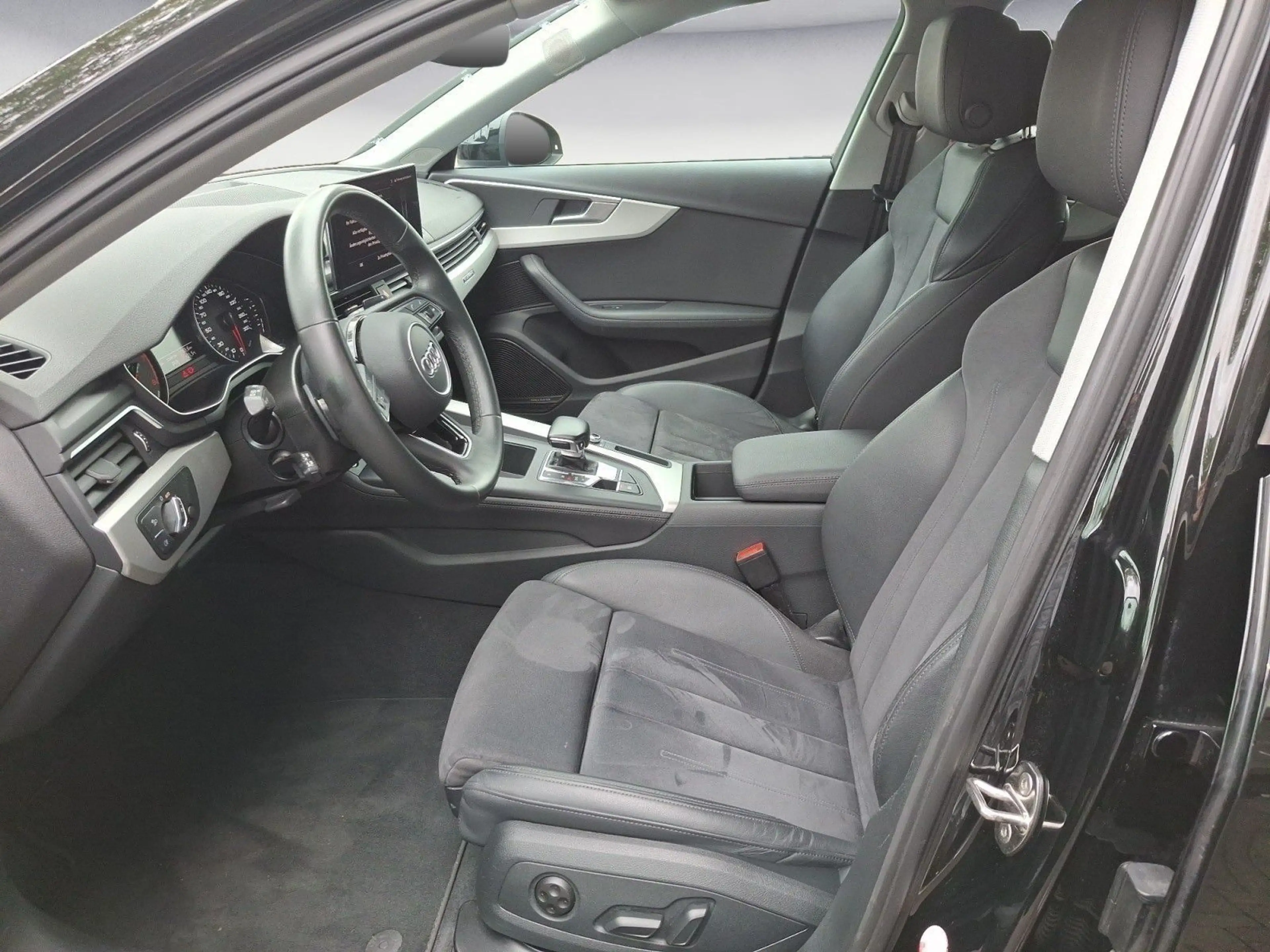 Audi A4 allroad A4 allroad quattro 45 TFSI A7 — photo 10