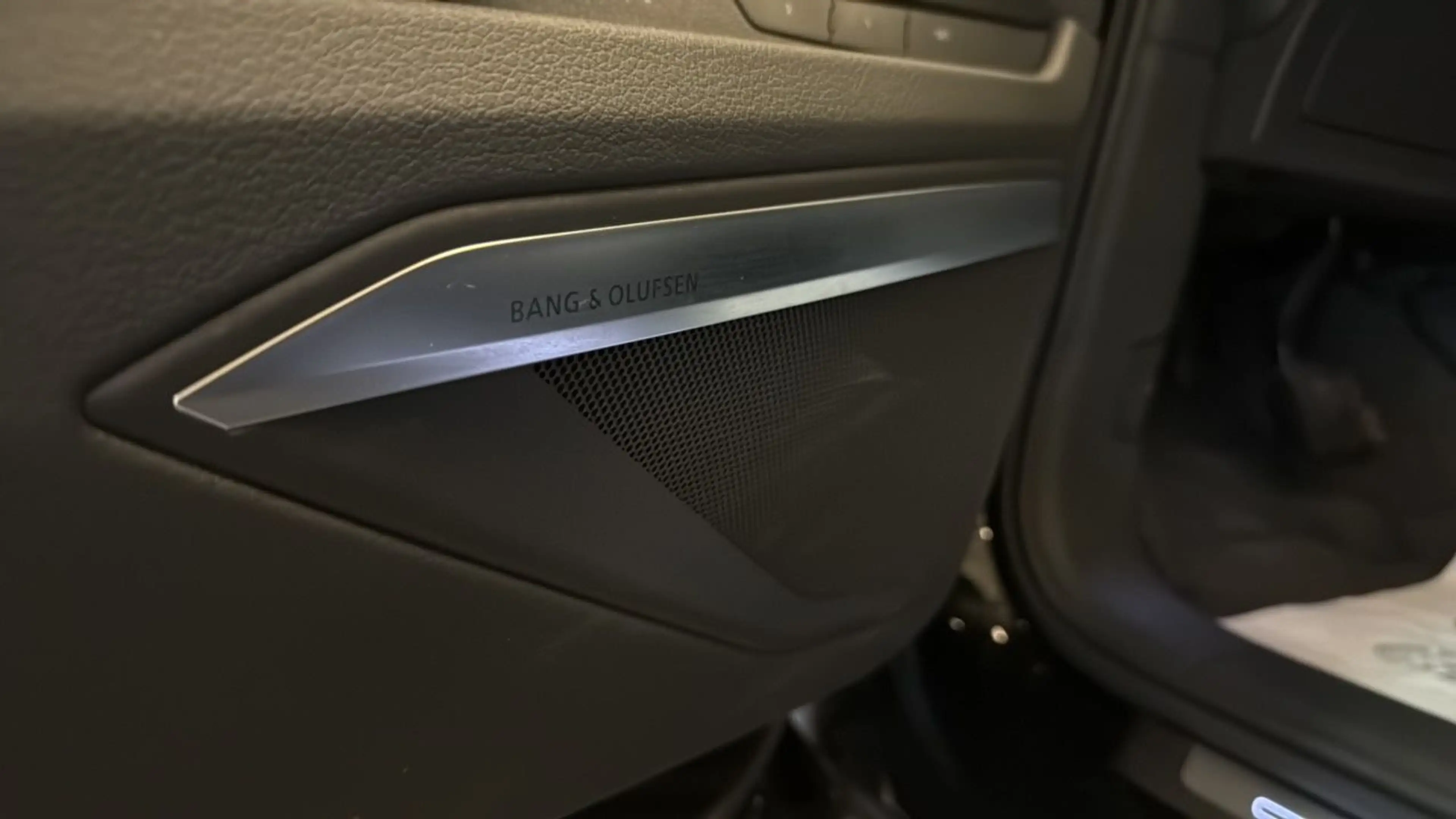 Audi e-tron 55 quattro S line Black Edition MATRIX*LUFT*SKY*L — photo 13