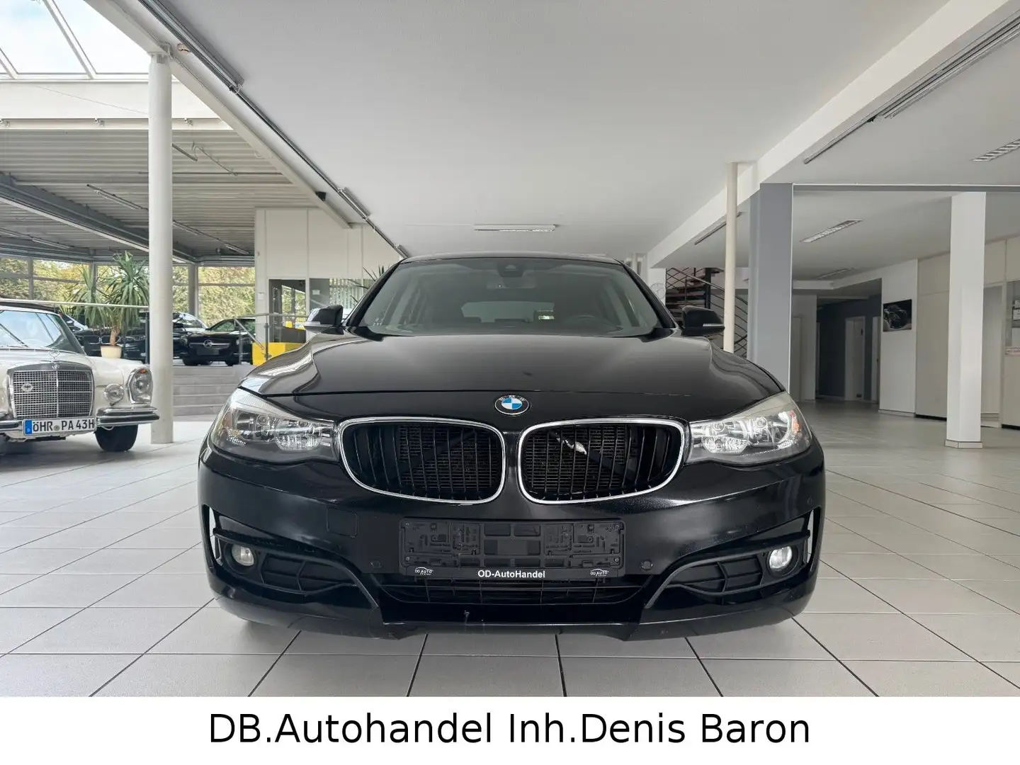 BMW 320 320 d Gran Turismo Aut. Navi-Prof Pano HUD PDC Schwarz - 2