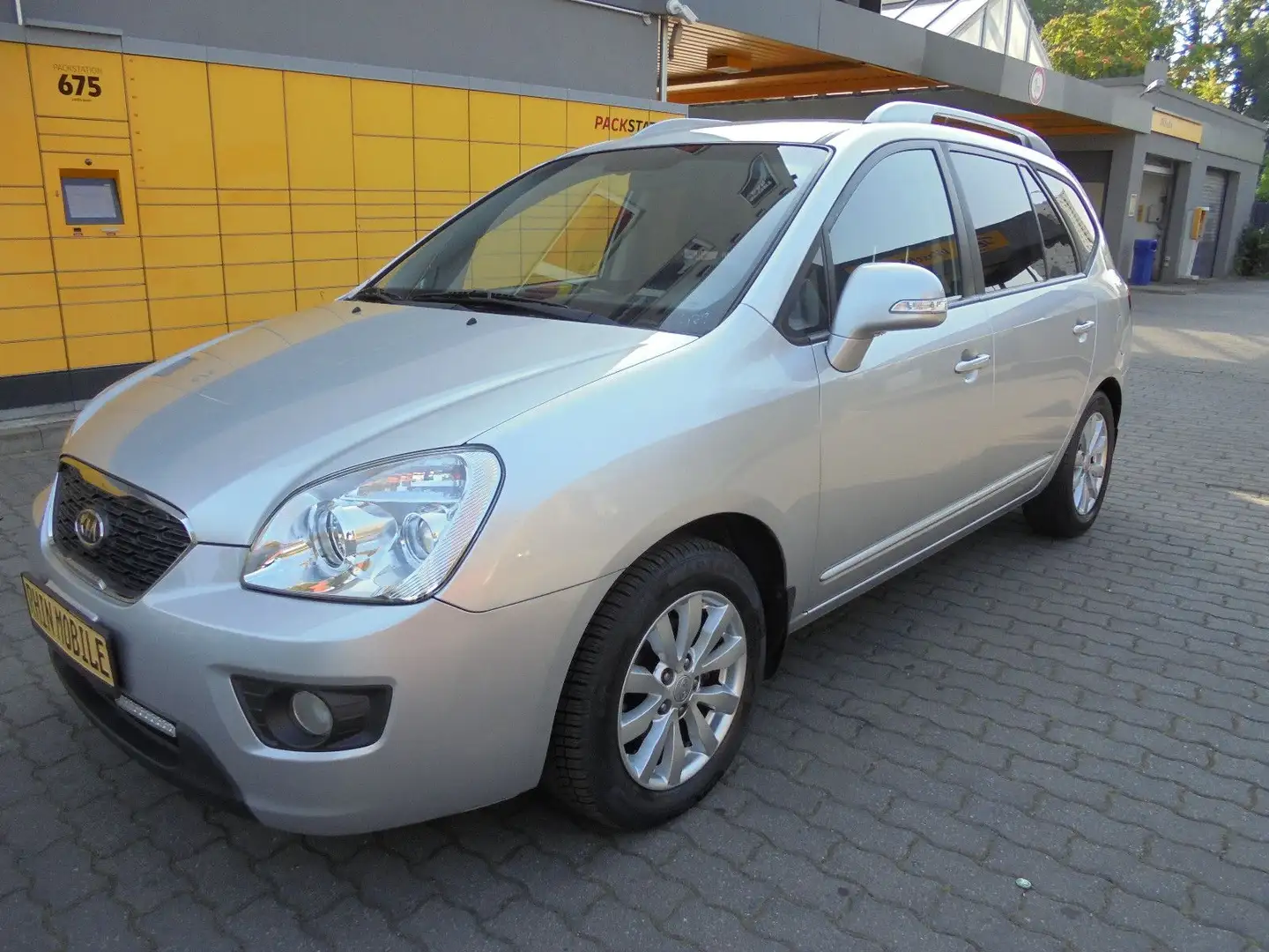 Kia Carens 2.0 CVVT Spirit/Automatik/96TKM Silber - 1