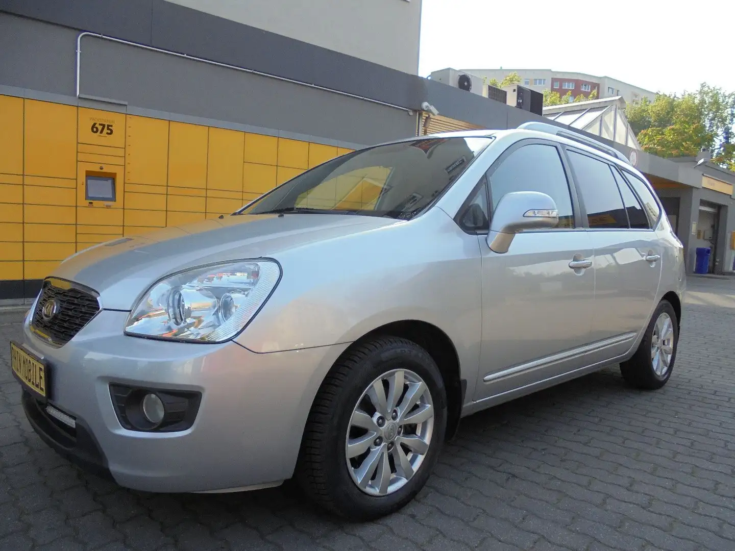 Kia Carens 2.0 CVVT Spirit/Automatik/96TKM Silber - 2