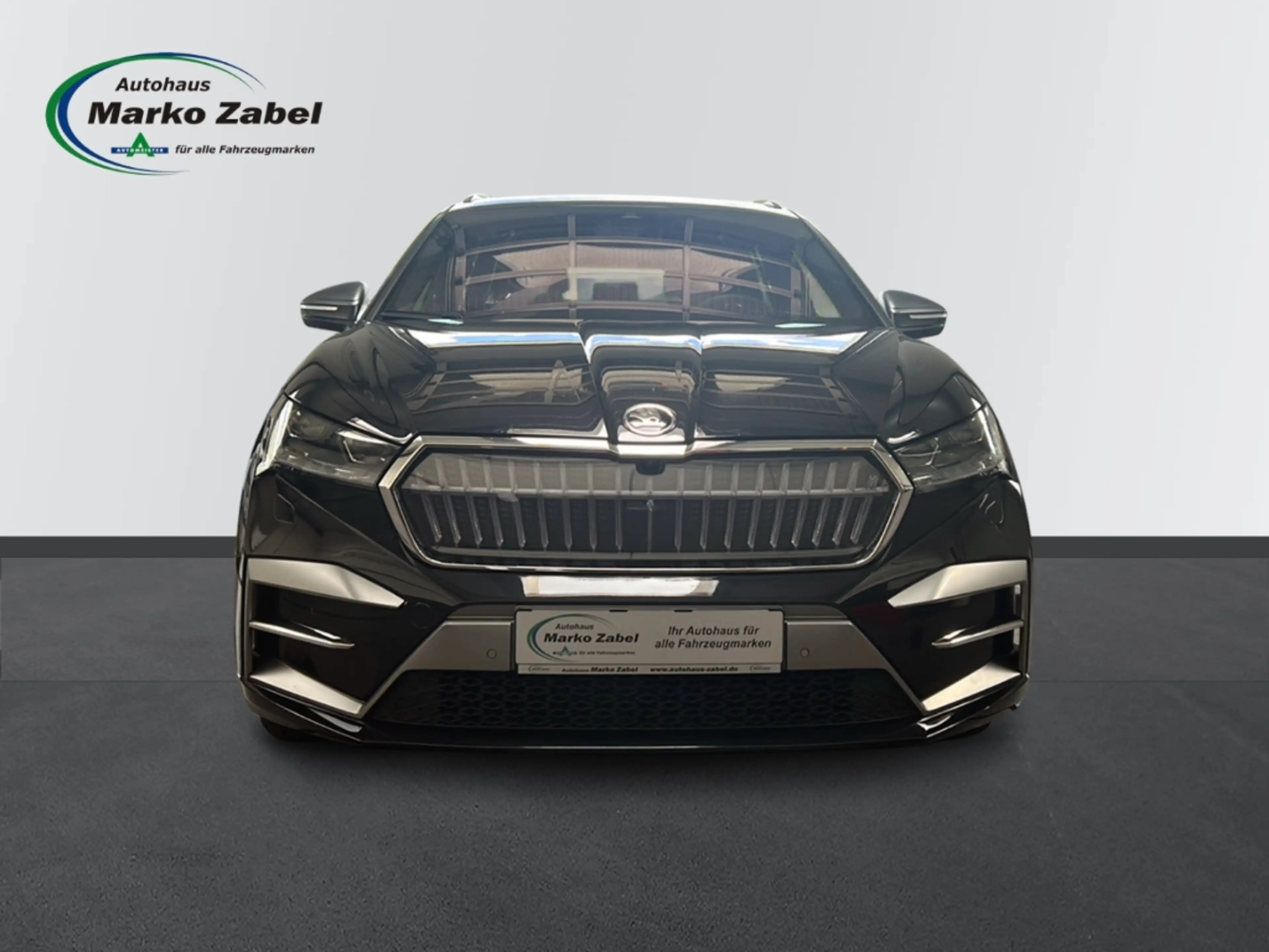Skoda Enyaq 85 L&K HUD Leder Memory DCC 360° LED Winterpaket — photo 9