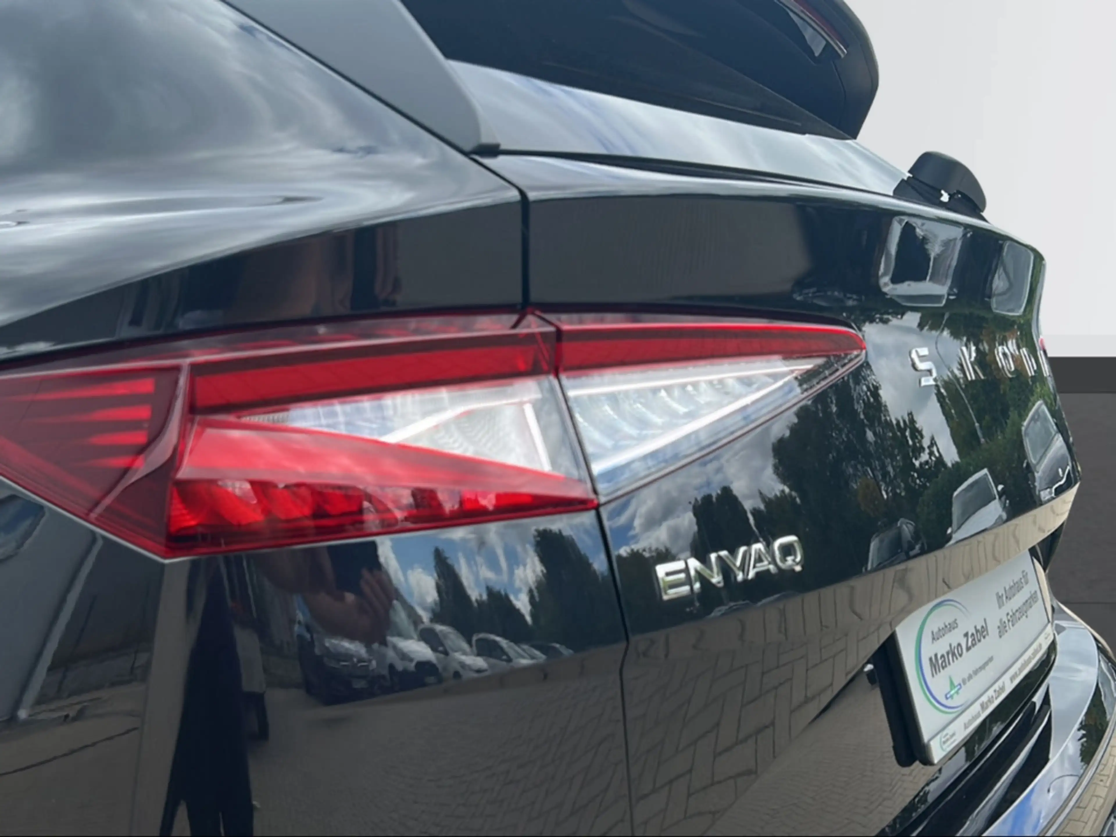 Skoda Enyaq 85 L&K HUD Leder Memory DCC 360° LED Winterpaket — photo 14