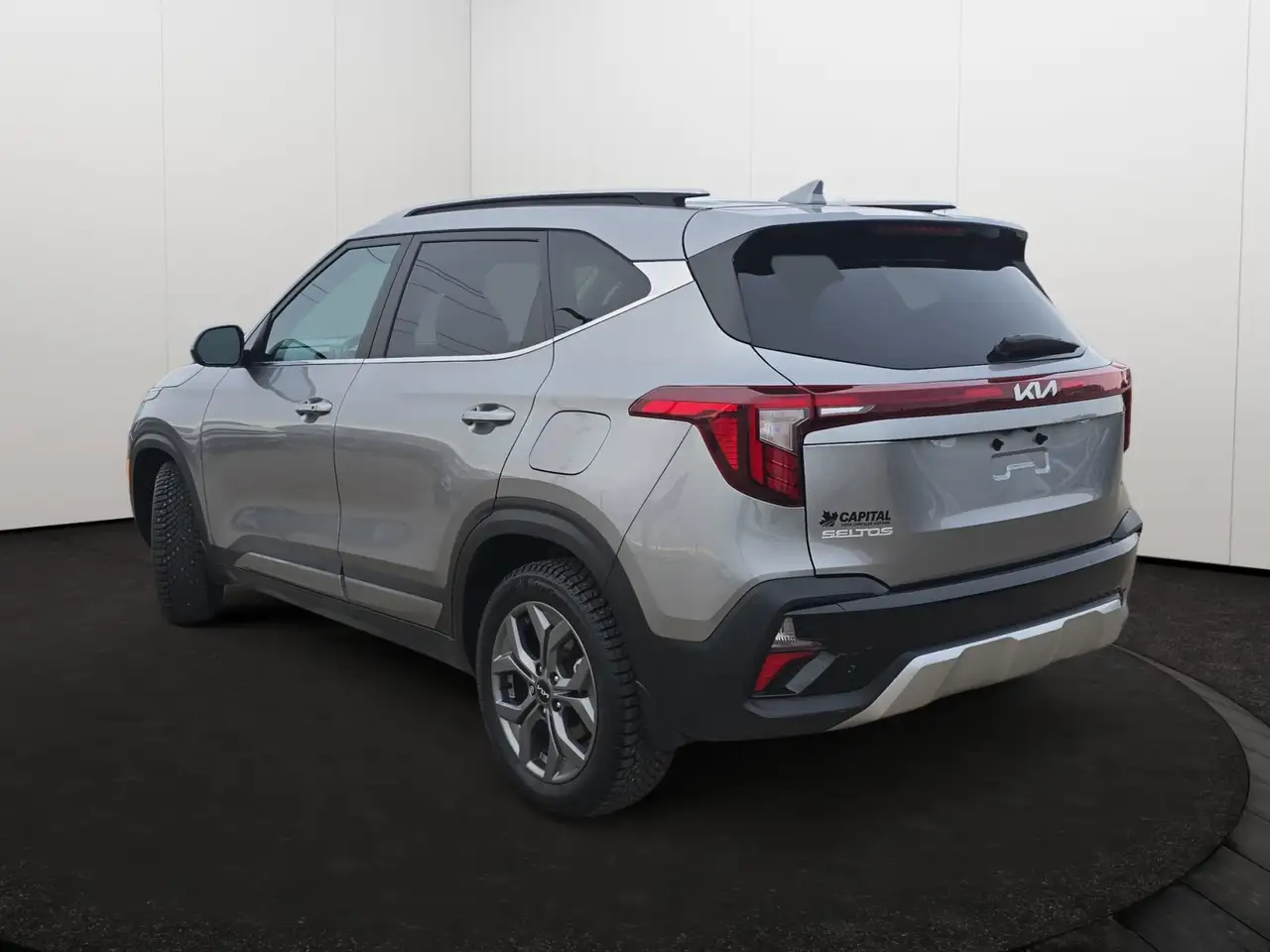 Kia Seltos снимка Kia Seltos