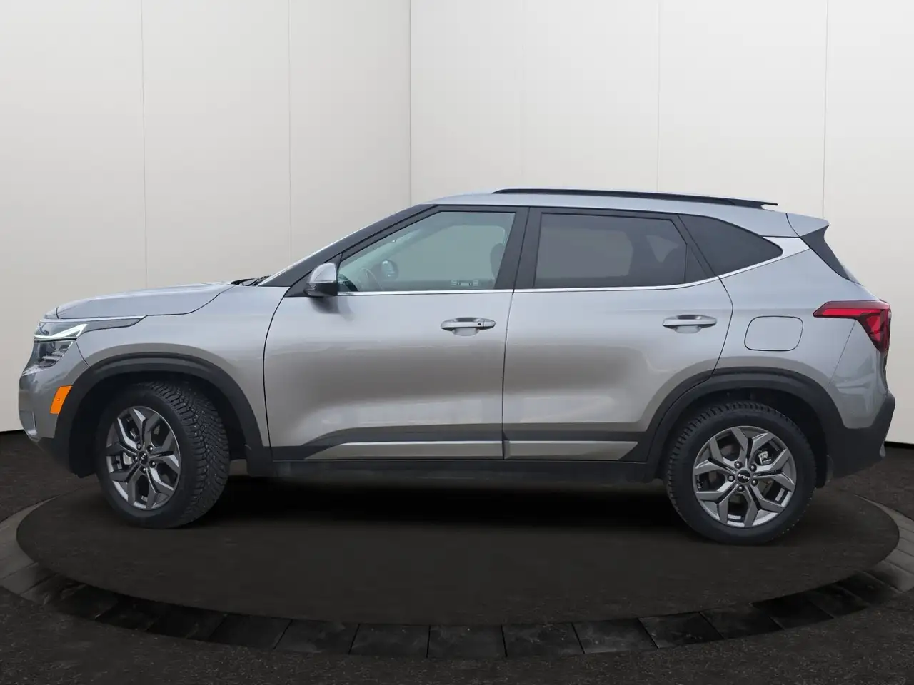 Kia Seltos снимка Kia Seltos