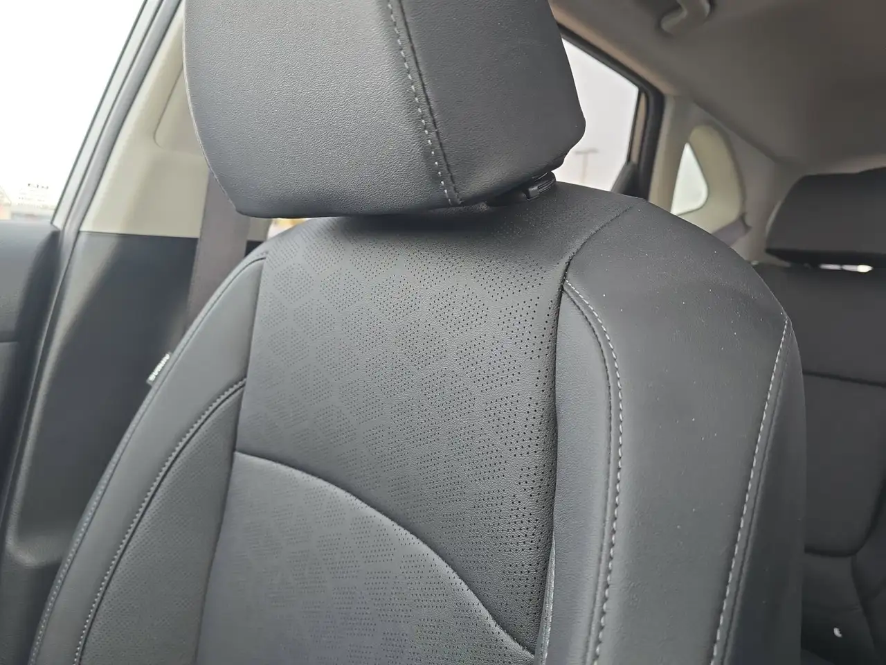 Kia Seltos снимка Kia Seltos