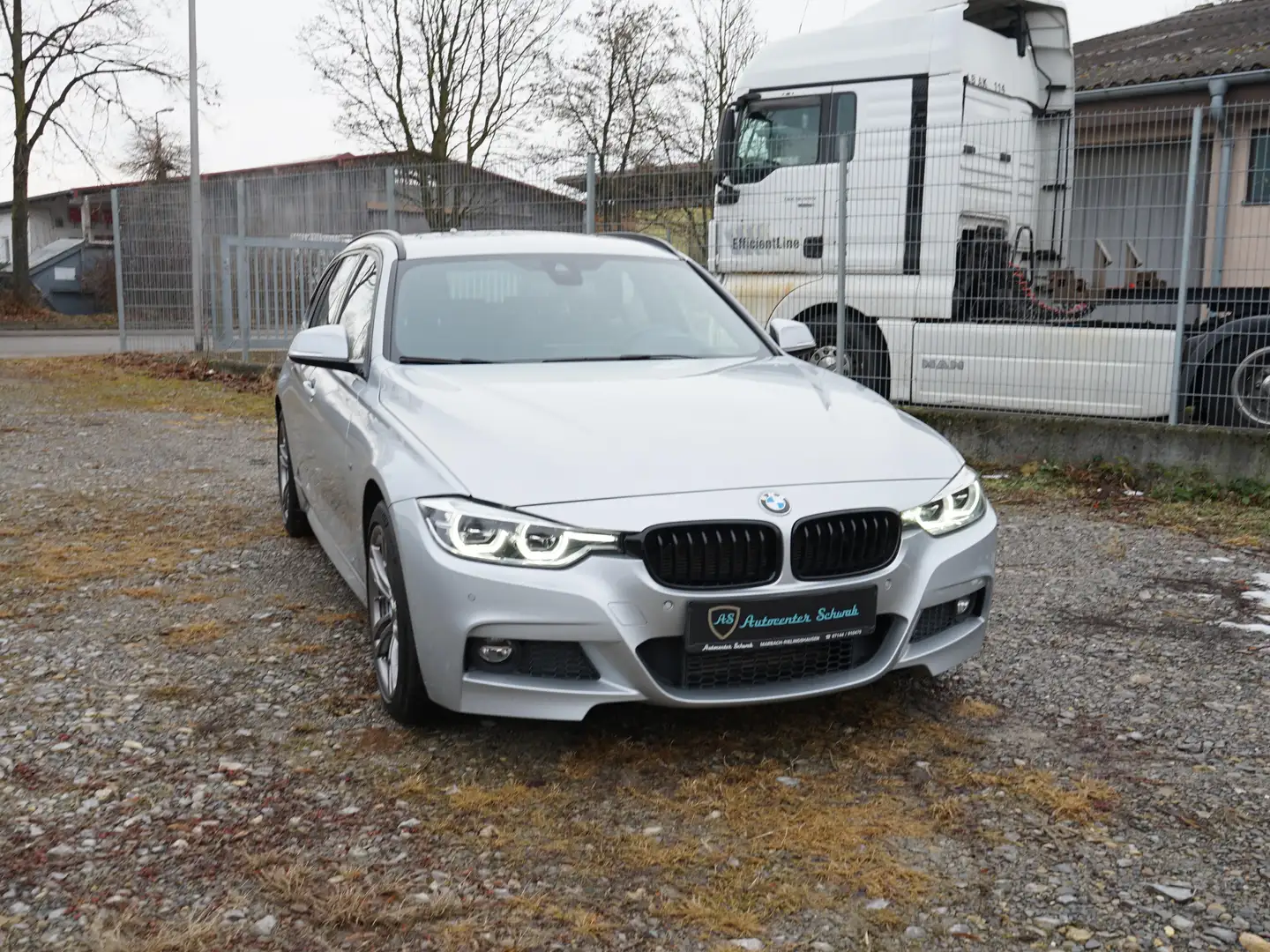 BMW 330 d xDrive M Sport Shadow-NAVi-LEDER-ACC-KEYLESS Grau - 1