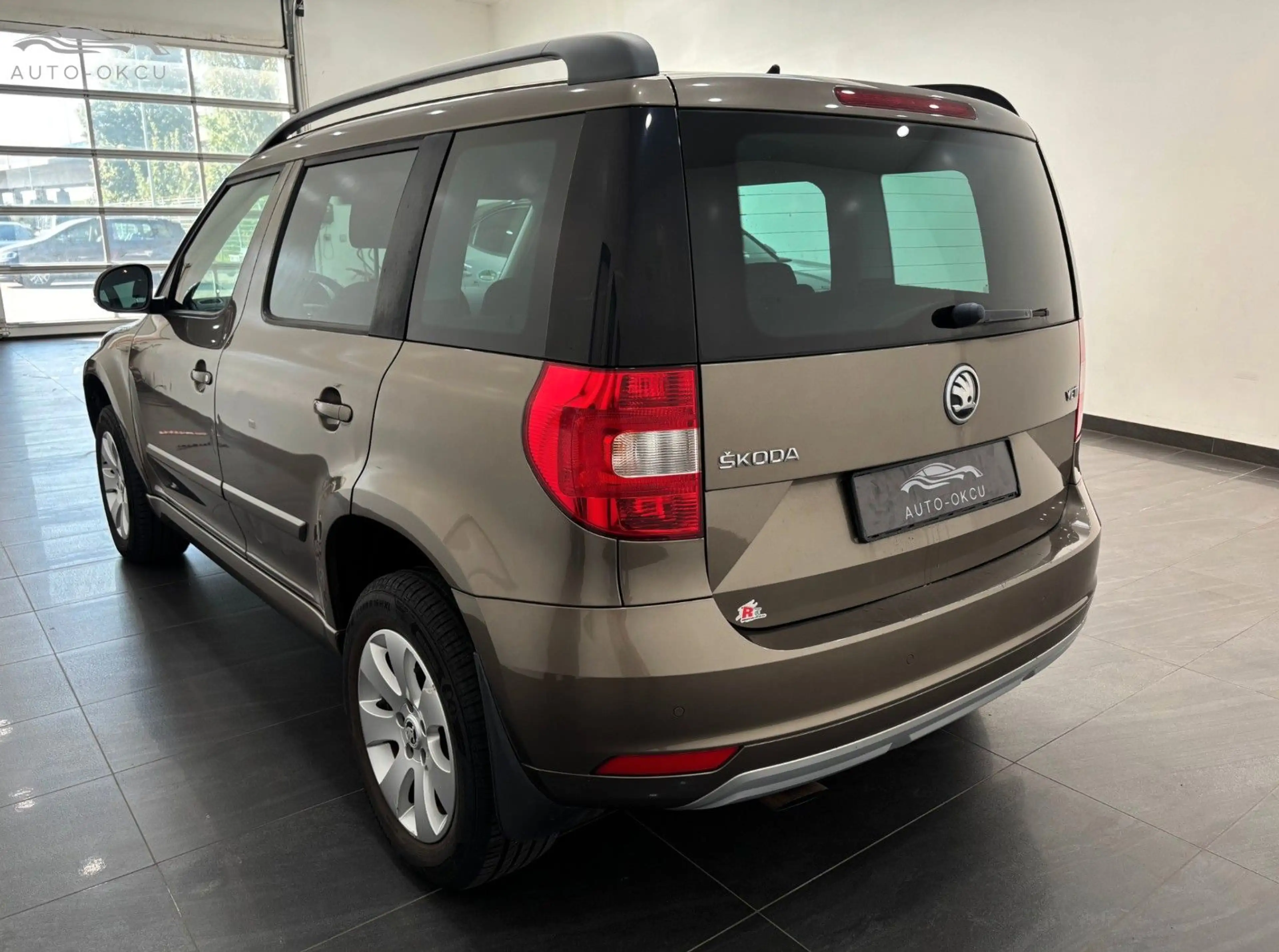 Skoda Yeti 1.2 TSI DSG-Cool Edition KLIMA/PDC/HU:NEU — photo 5