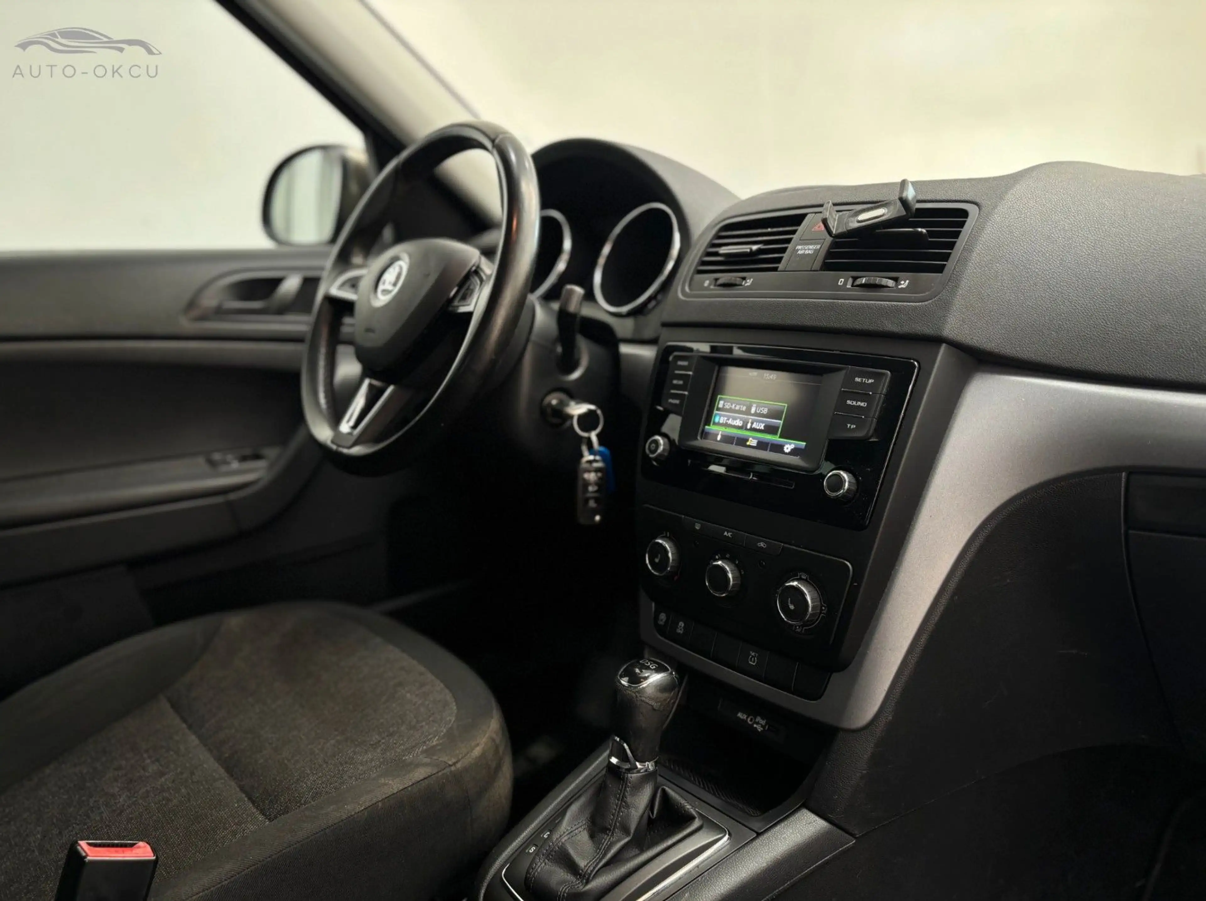 Skoda Yeti 1.2 TSI DSG-Cool Edition KLIMA/PDC/HU:NEU — photo 13