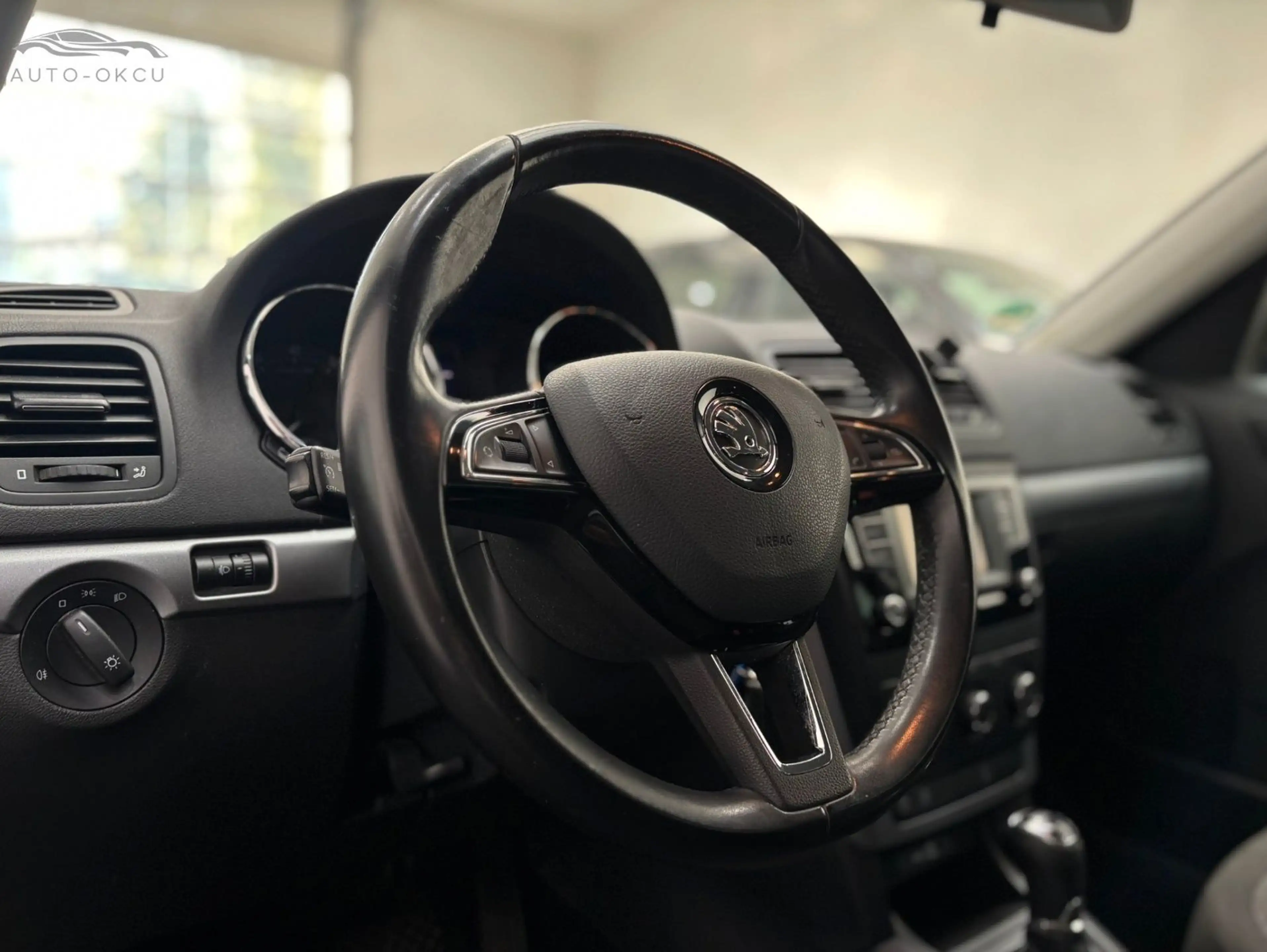 Skoda Yeti 1.2 TSI DSG-Cool Edition KLIMA/PDC/HU:NEU — photo 8
