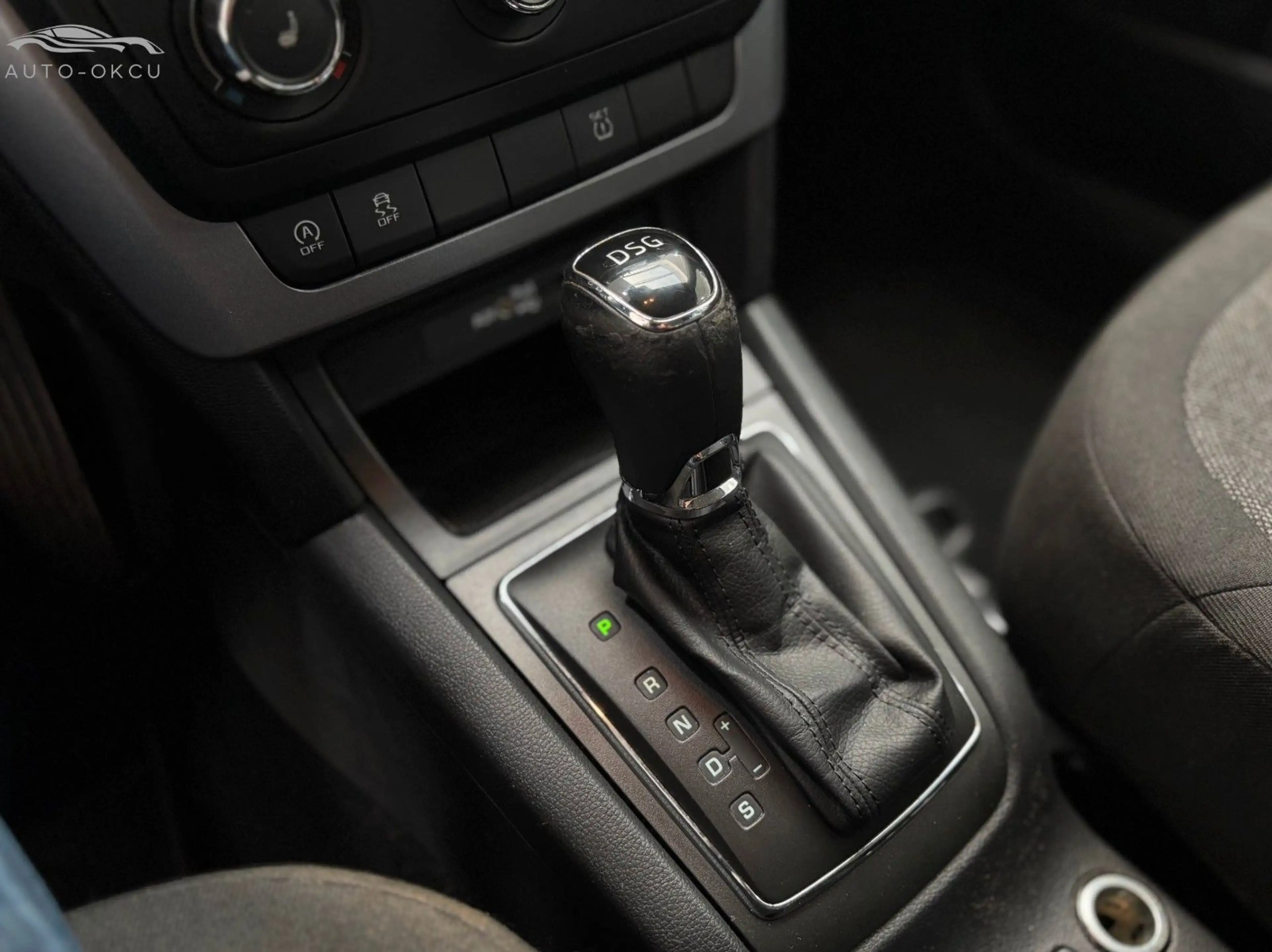 Skoda Yeti 1.2 TSI DSG-Cool Edition KLIMA/PDC/HU:NEU — photo 12